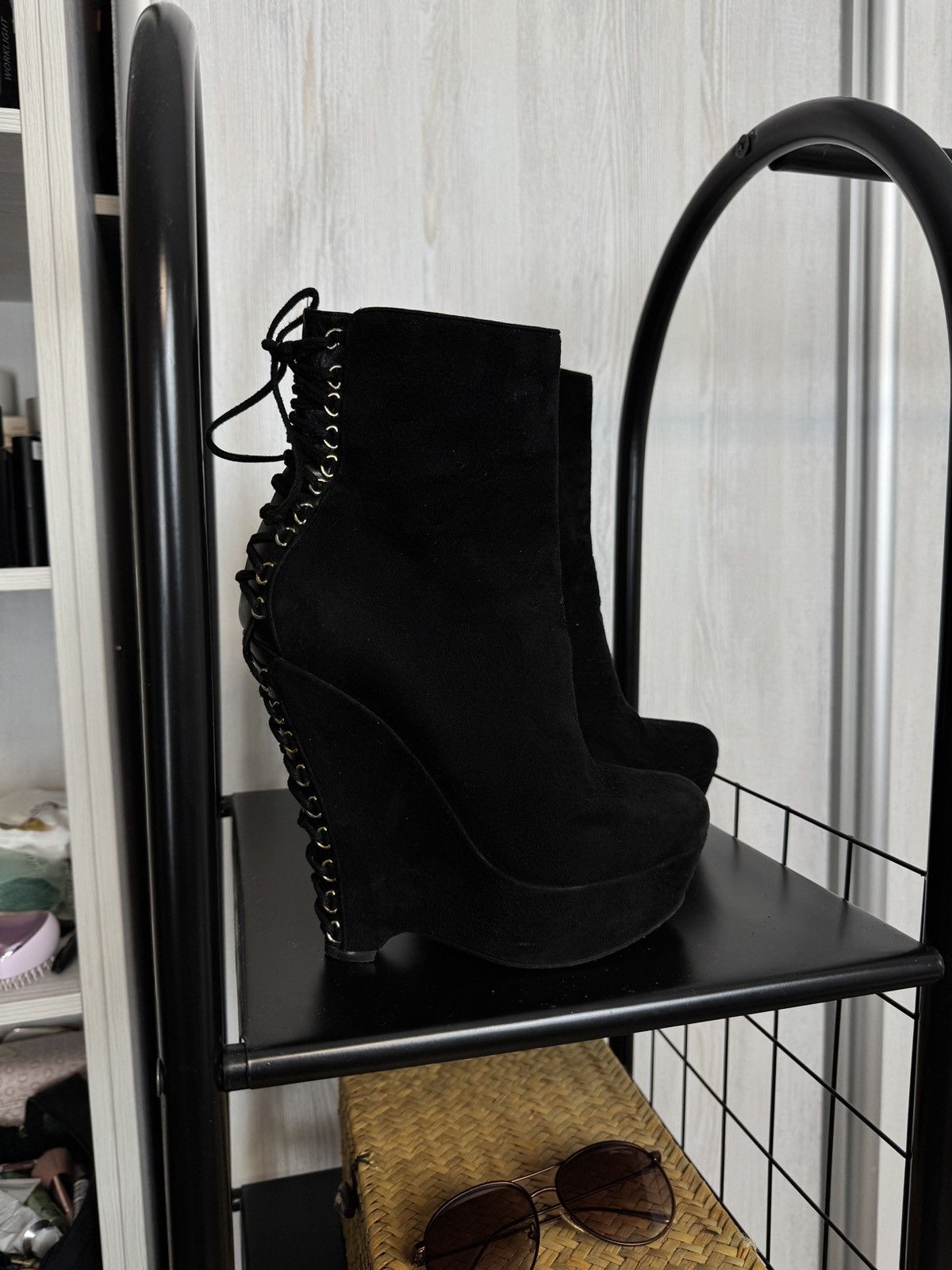 Yves Saint Laurent Yves Saint Laurent Suede Lace Up Ankle length Wedge Boots Size US 9 / IT 39 - 1 Thumbnail