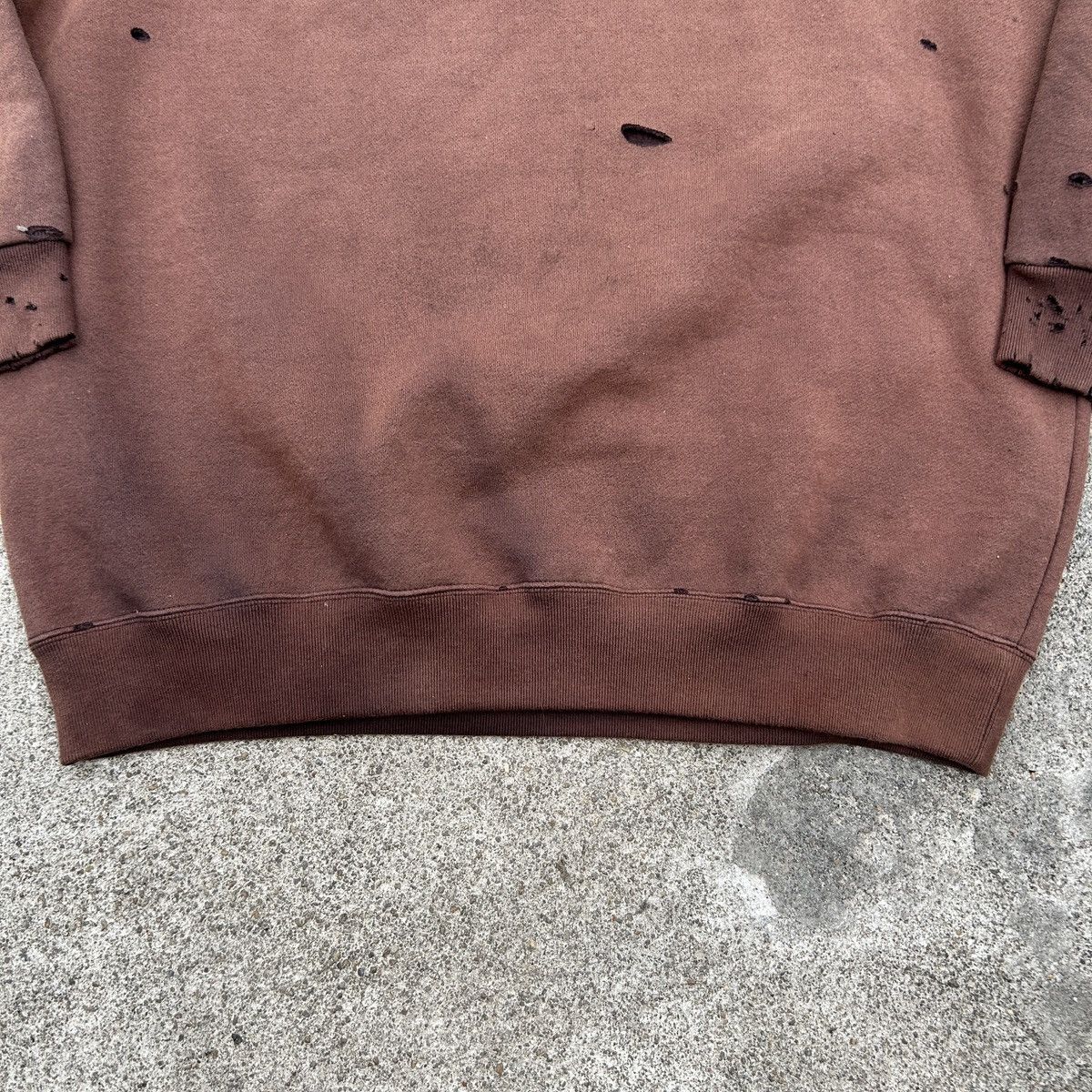 Russell Athletic × Vintage Vintage Thrashed Sun Faded Discus Athletic Brown 🍫 Size US L / EU 52-54 / 3 - 19 Thumbnail