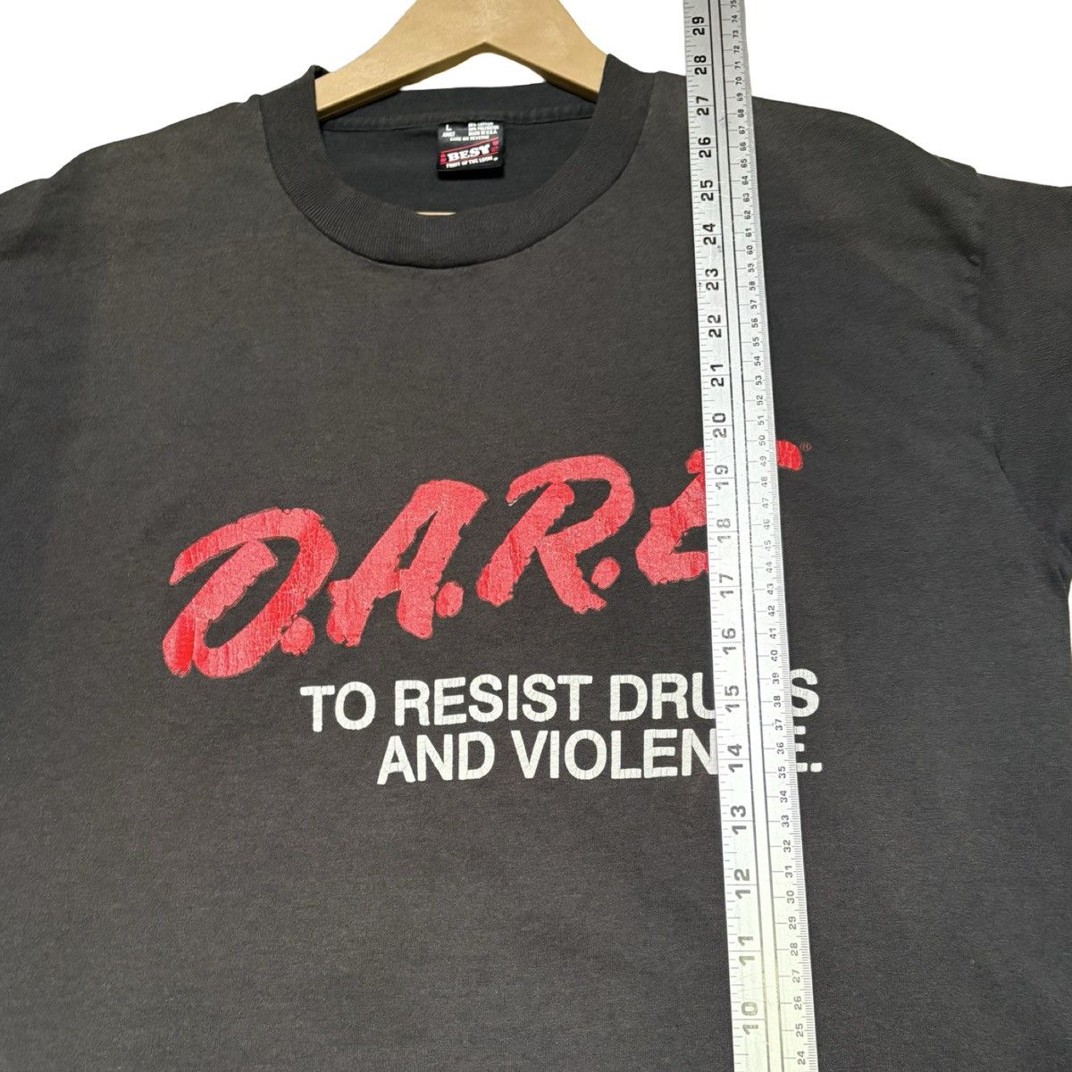 Other Vintage 80s Dare To Resist Drugs Violence Faded T Shirt L Size US L / EU 52-54 / 3 - 7 Thumbnail