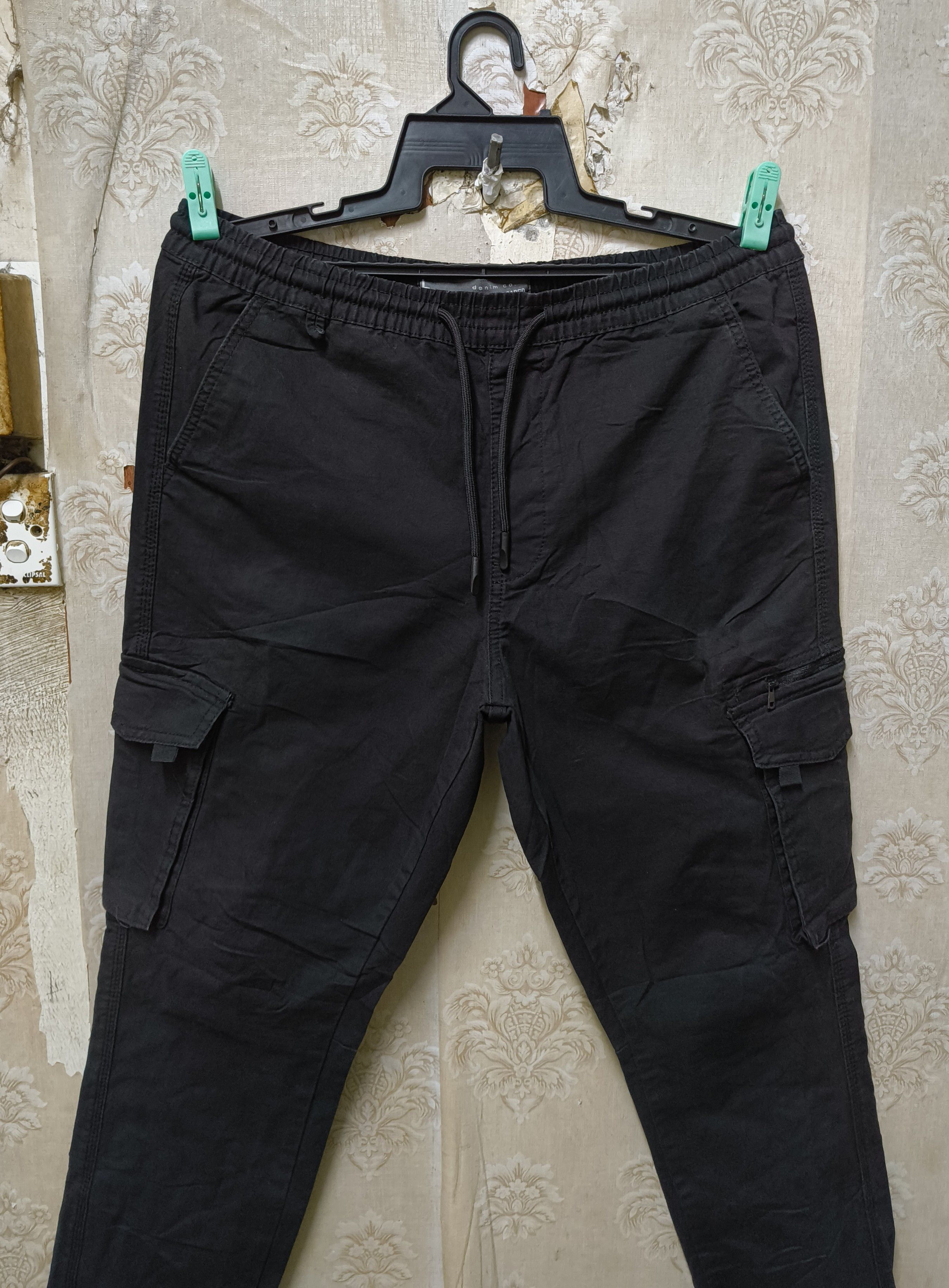 Denim & Co. Denim Co. Black Slim cuffed Cargo pants Size US 36 / EU 52 - 10 Thumbnail