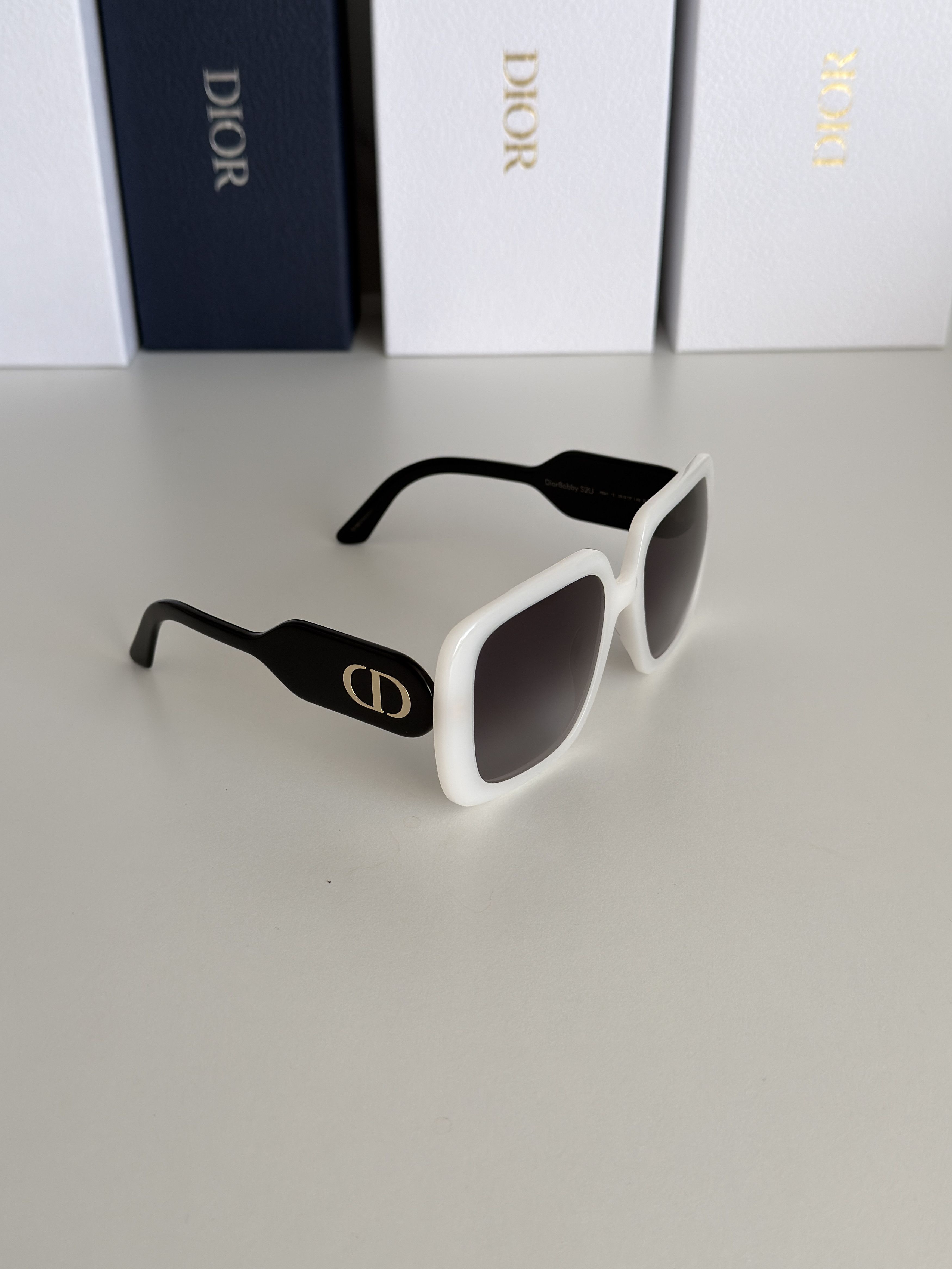 Dior Dior Bobby Sunglasses Size ONE SIZE - 2 Thumbnail