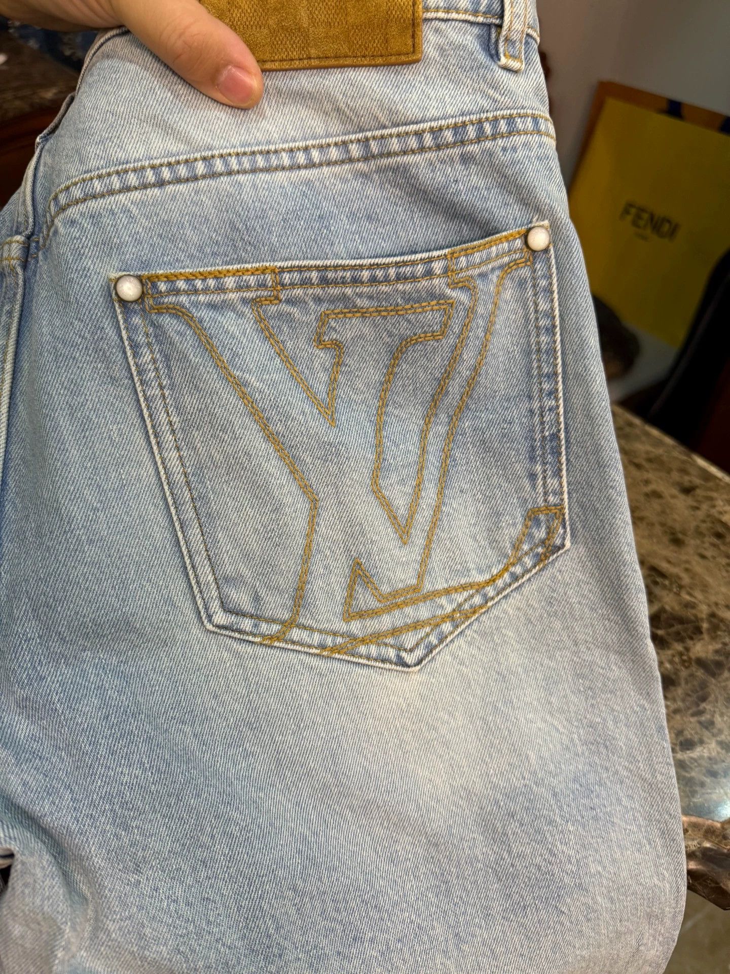 Louis Vuitton LV Bootcut Jeans 32W New Back Logo Embroidery Suede Size US 32 / EU 48 - 5 Thumbnail