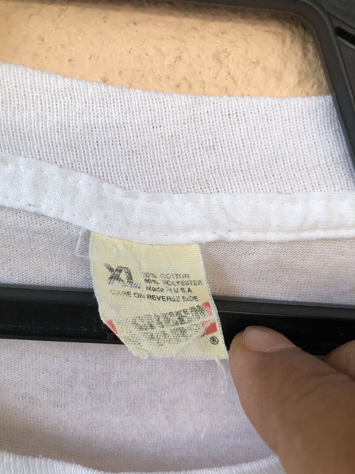 Vintage 🔥 80s Paperthin ITALIAN BITCH Vintage Tee Size US L / EU 52-54 / 3 - 6 Thumbnail