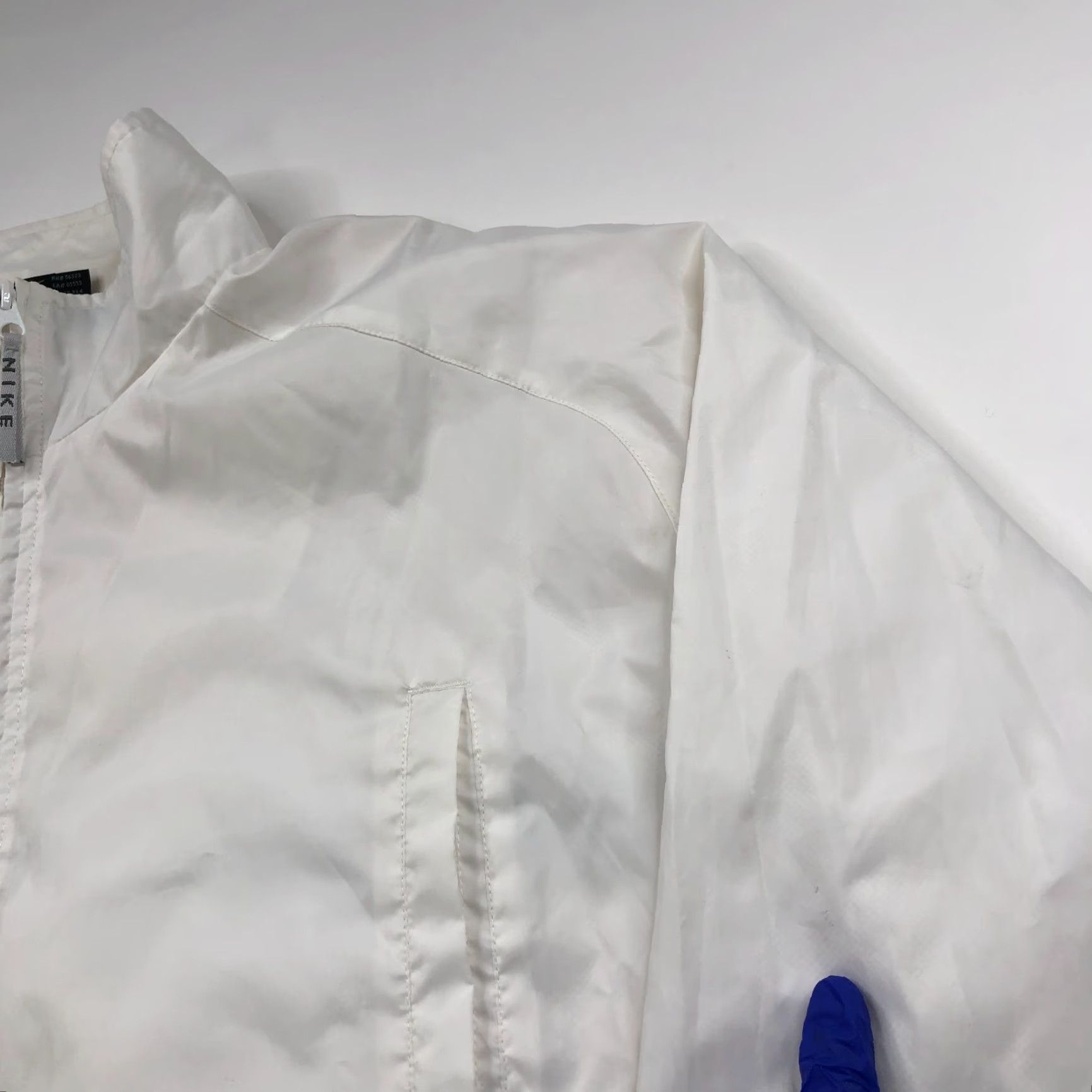 Nike Nike Windbreaker Jacket Mens Regular Large White Gray VTG 90s Windbreaker Full Zip Jacket Nike Air Casual Stonewashed? Size US L / EU 52-54 / 3 - 5 Thumbnail