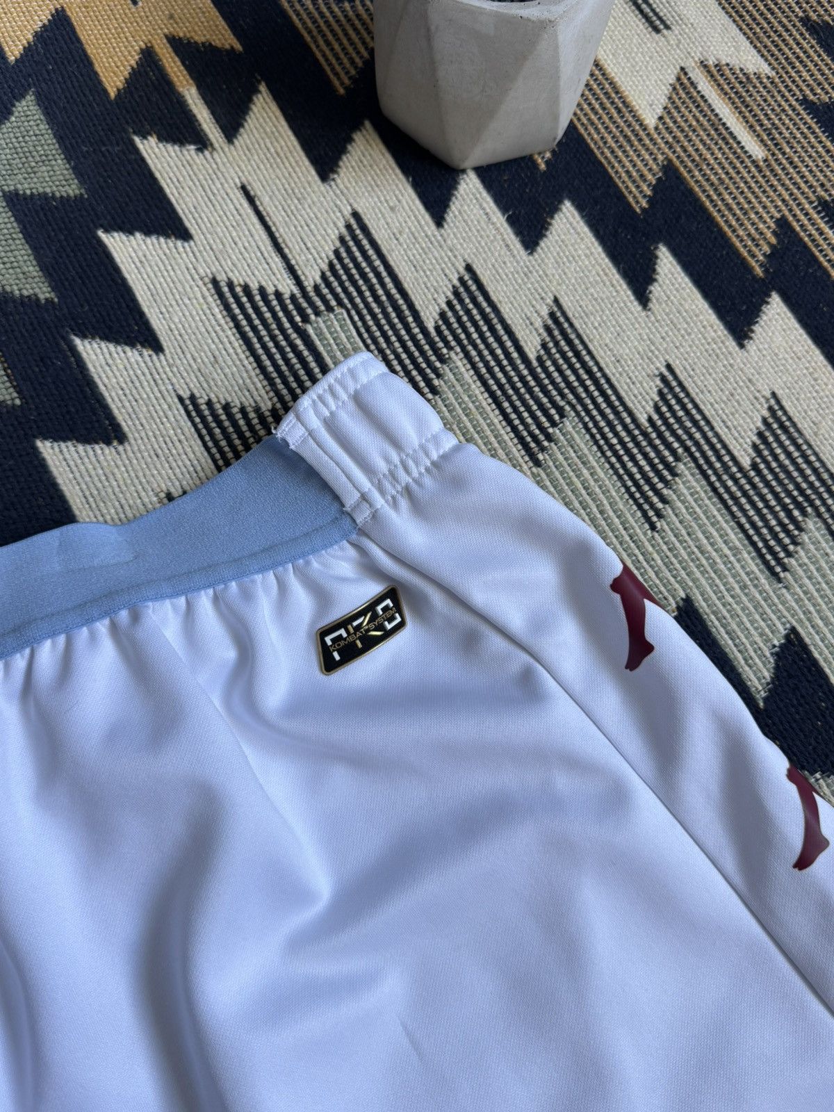 Kappa Kappa Aston Villa 2021/22 Lampass Logo Soccer Shorts Size US 34 / EU 50 - 10 Thumbnail