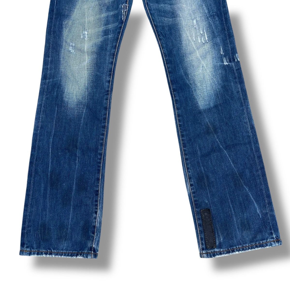 Dsquared2 DSQUARED2 WASHED DISTRESSED DENIM PANTS Size US 30 / EU 46 - 4 Thumbnail