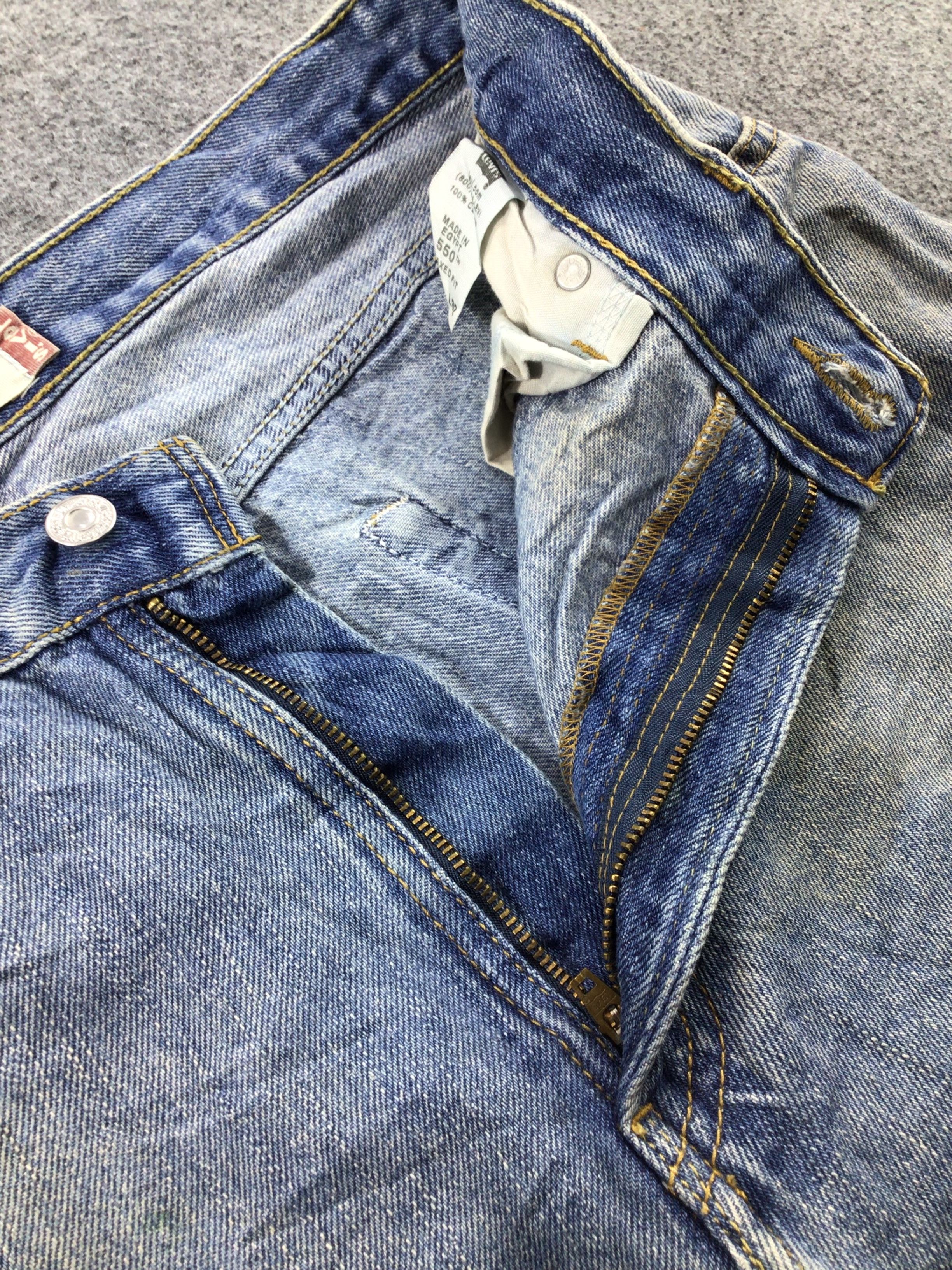 Levi's Vintage Levi's 550 Jeans Dirty Blue Wash Denim KJ239 Size US 34 / EU 50 - 7 Thumbnail