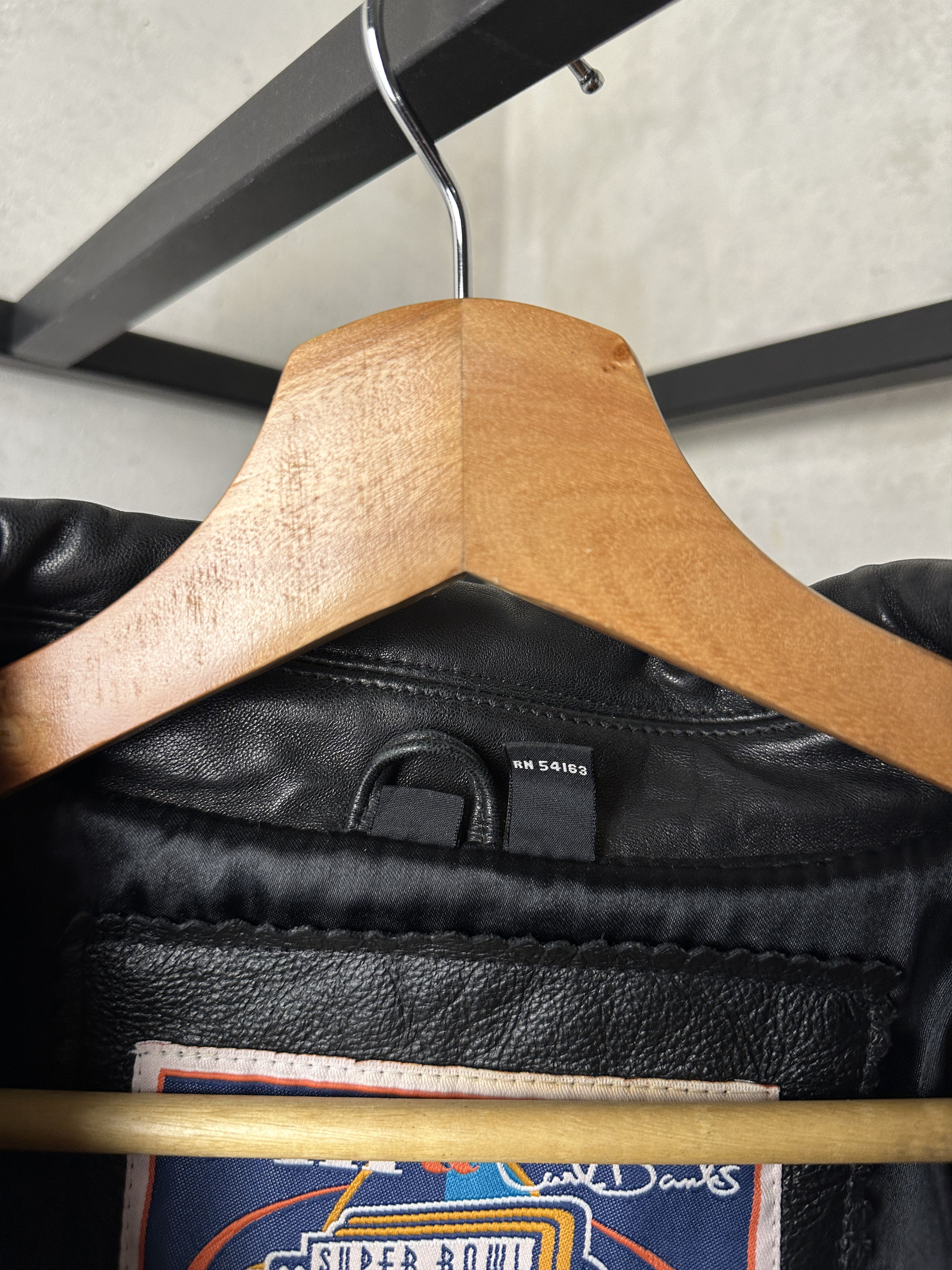 Genuine Leather 1999 Miami Super Bowl Genuine Leather Black Bomber Jacket Size US L / EU 52-54 / 3 - 7 Thumbnail
