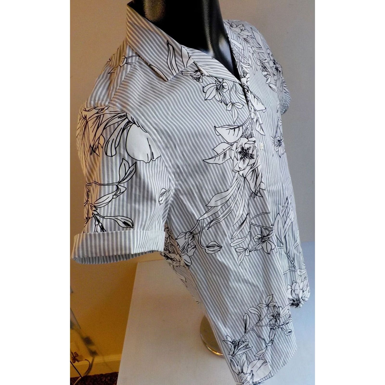 Zara ZARA MAN SS Striped/Floral Button Front Shirt Cotton Gray White Black SZ SM-NWT Shirt Mens Small Cotton Striped Floral Button-Up-NWT Size US S / EU 44-46 / 1 - 3 Thumbnail