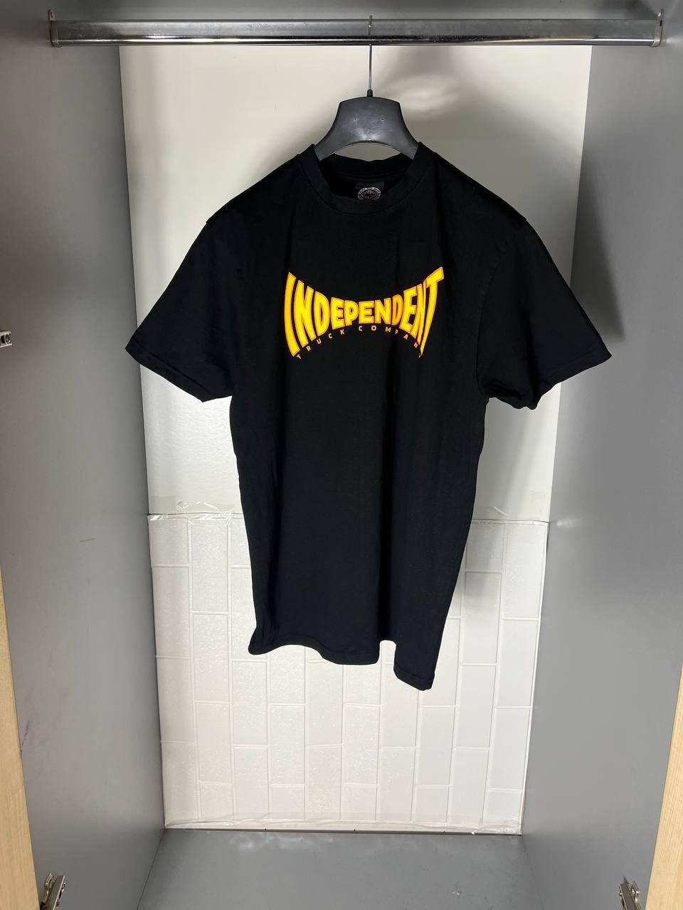 Independent Truck Co. VINTAGE INDEPENDENT COMANY T-SHIRT SKATEBOARDING Y2K 90s Size US M / EU 48-50 / 2 - 1 Thumbnail