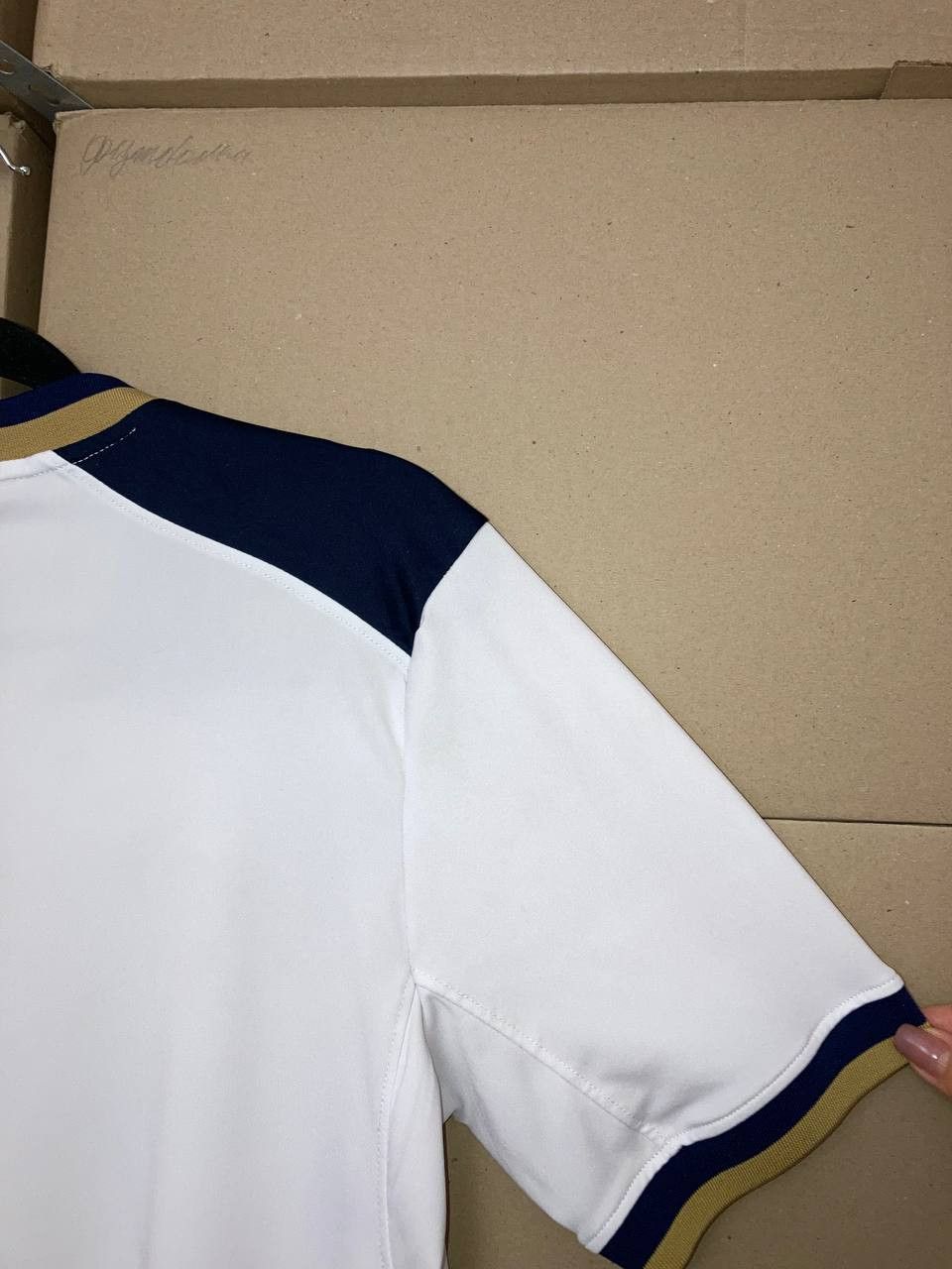 Under Armour TOTTENHAM HOTSPUR 2016/2017 HOME SOCCER JERSEY UNDER ARMOUR Size US S / EU 44-46 / 1 - 5 Thumbnail