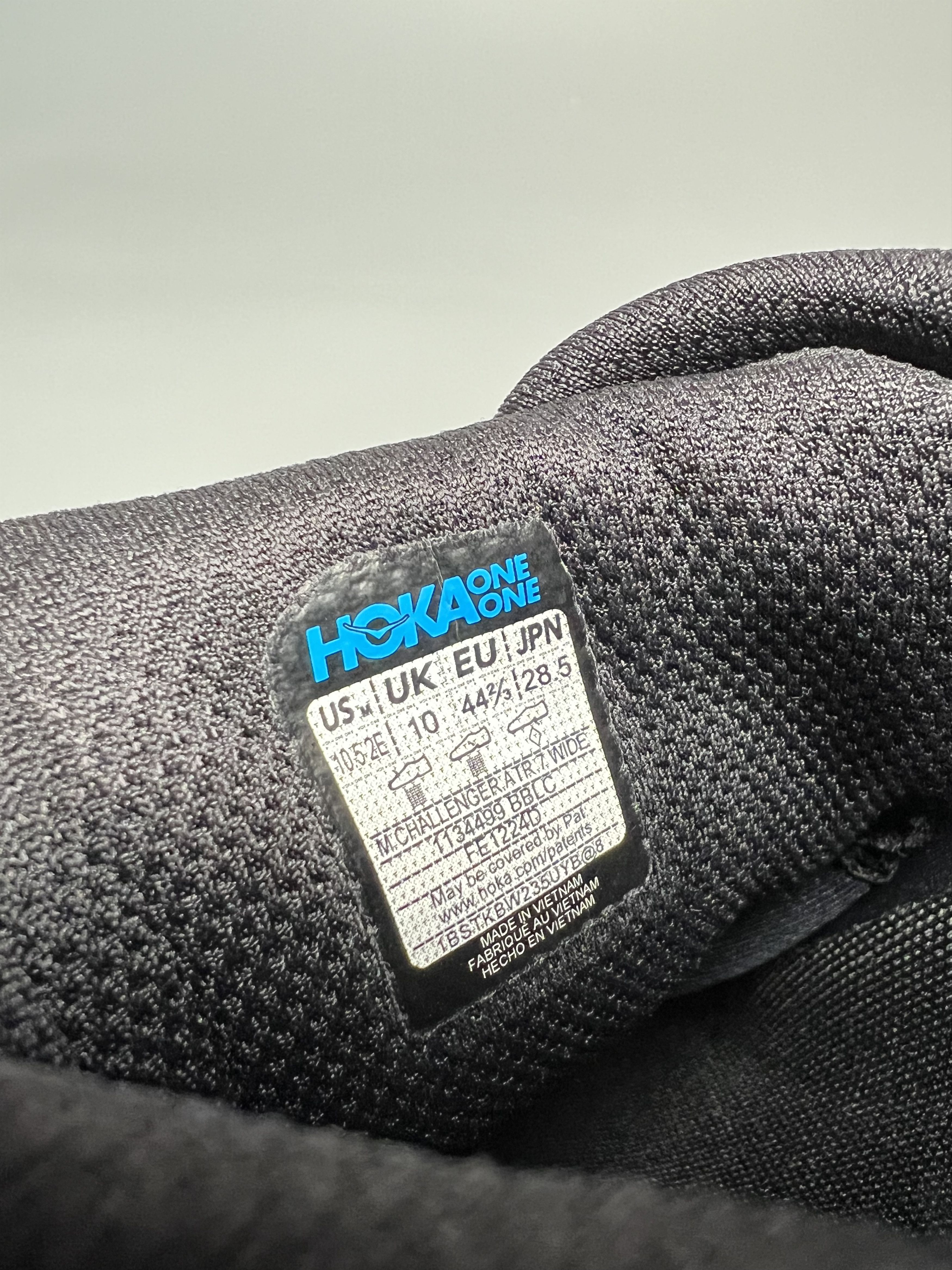 Hoka 10.5EE Hoka One One Challenger ATR 7 Wide Running Shoes Size US 10.5 / EU 43-44 - 10 Thumbnail