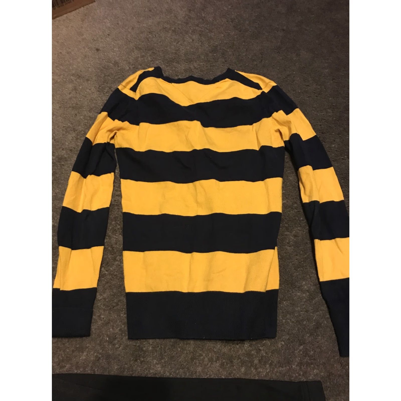 Tommy Hilfiger VINTAGE Tommy Hilfiger Womens Striped V-Neck Sweater Jumper XS Size XS / US 0-2 / IT 36-38 - 4 Thumbnail