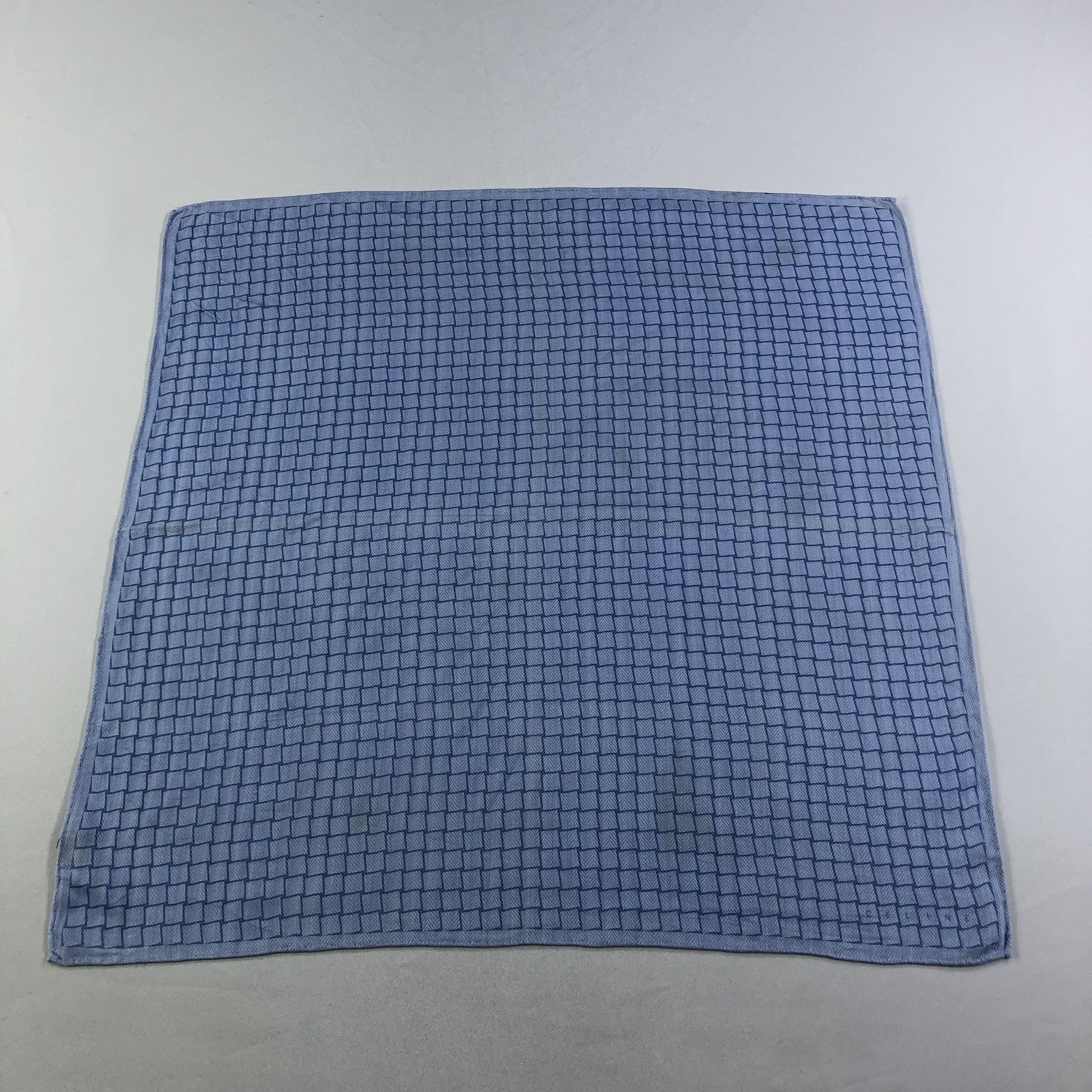 Celine Celine Handkerchief Neckerchief Bandana H2214 Size ONE SIZE - 2 Thumbnail