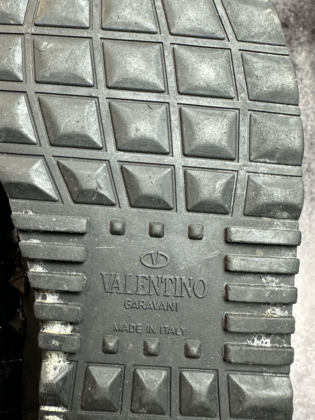 Valentino Valentino Logo Black Sneakers Avant Garde Style Luxury Rare Size US 9.5 / IT 39.5 - 5 Thumbnail