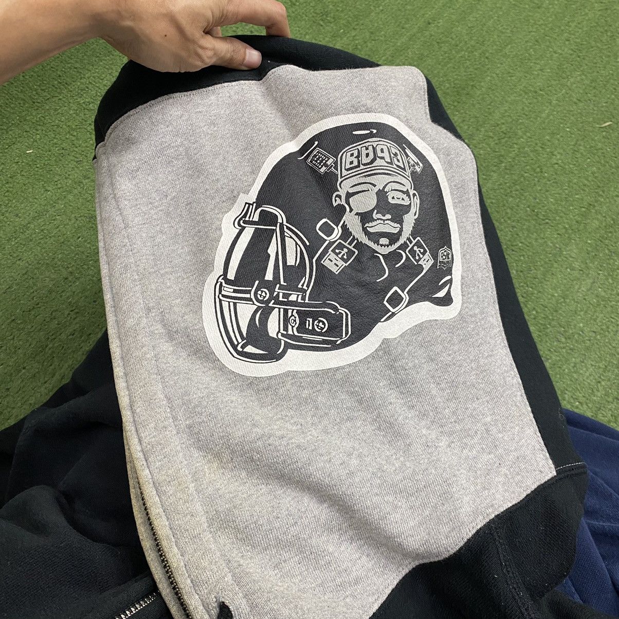 Bape BAPE "GAME GEAR" Football Raider Full Zip Hoodie Size US L / EU 52-54 / 3 - 13 Thumbnail