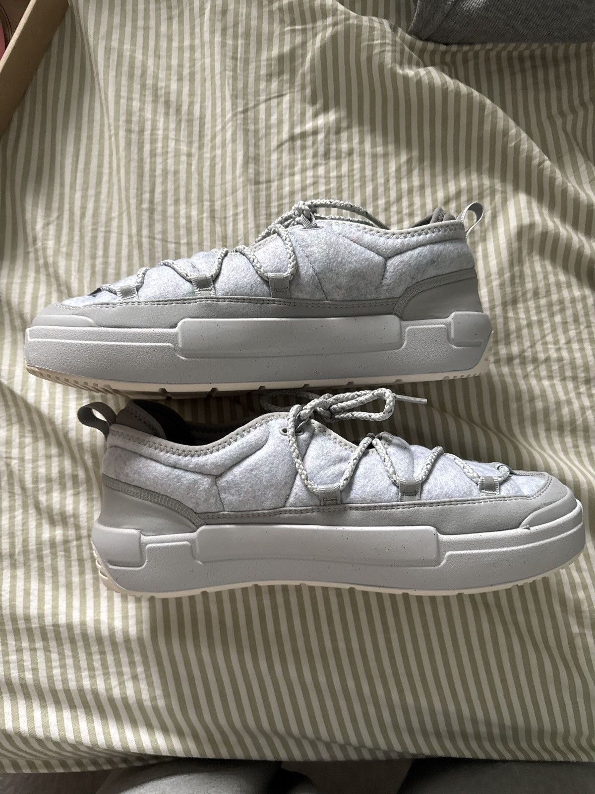 Nike Nike Offline Pack Size US 11.5 / EU 44-45 - 2 Thumbnail