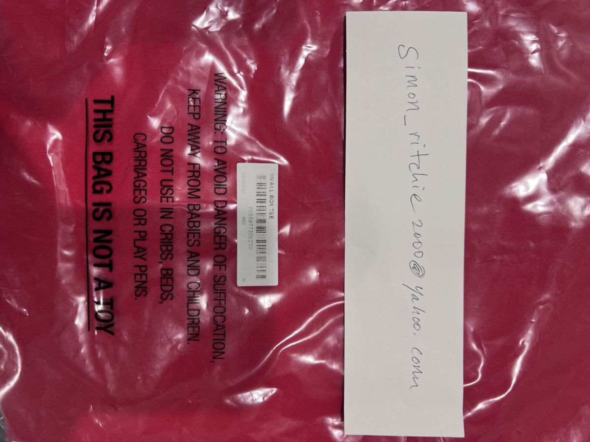 Supreme Supreme small box logo tee, red, medium, SS18, DSWT Size US M / EU 48-50 / 2 - 2 Thumbnail