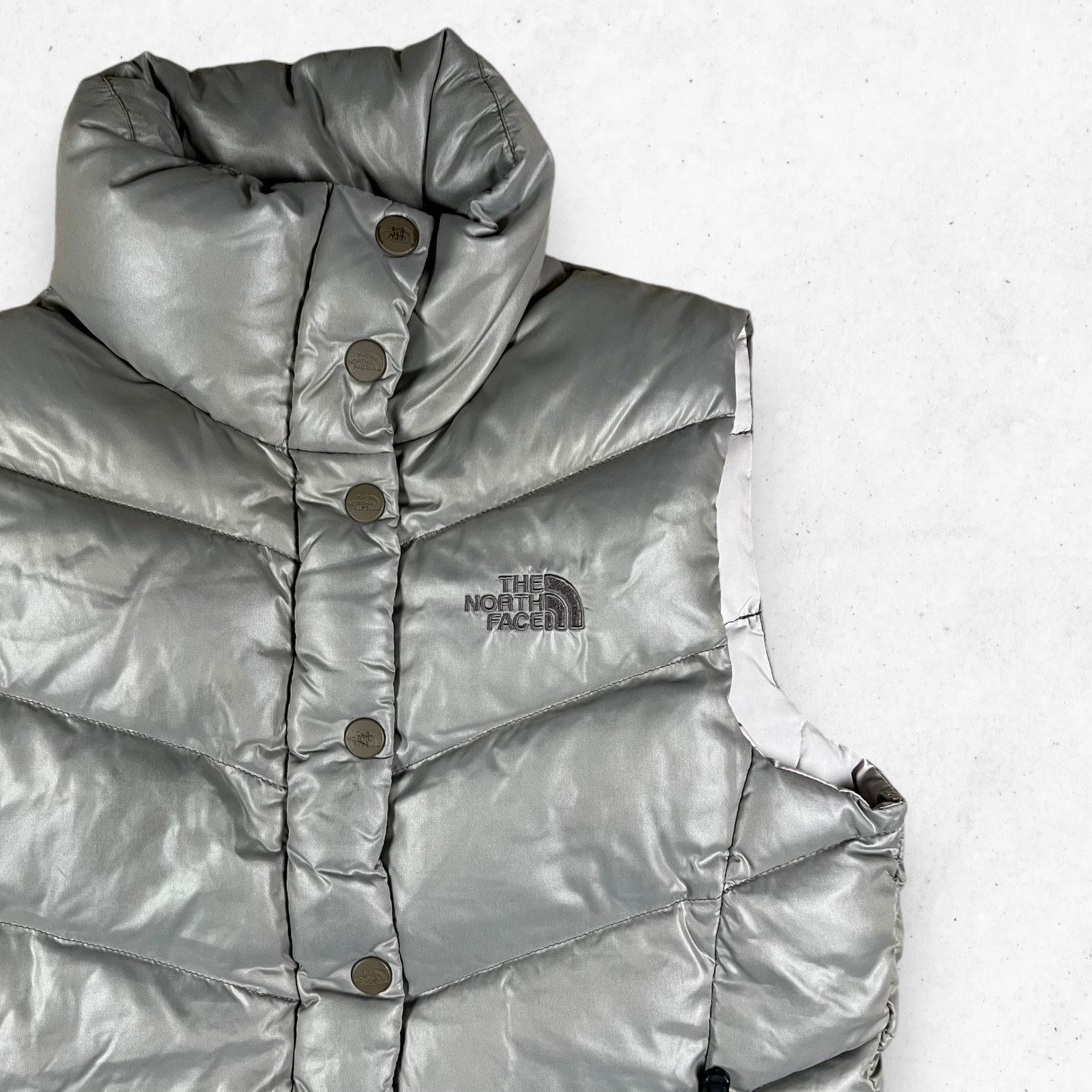 The North Face The North Face Quilted Puffer Down Vest 700 Women's S Silver Size S / US 4 / IT 40 - 5 Thumbnail