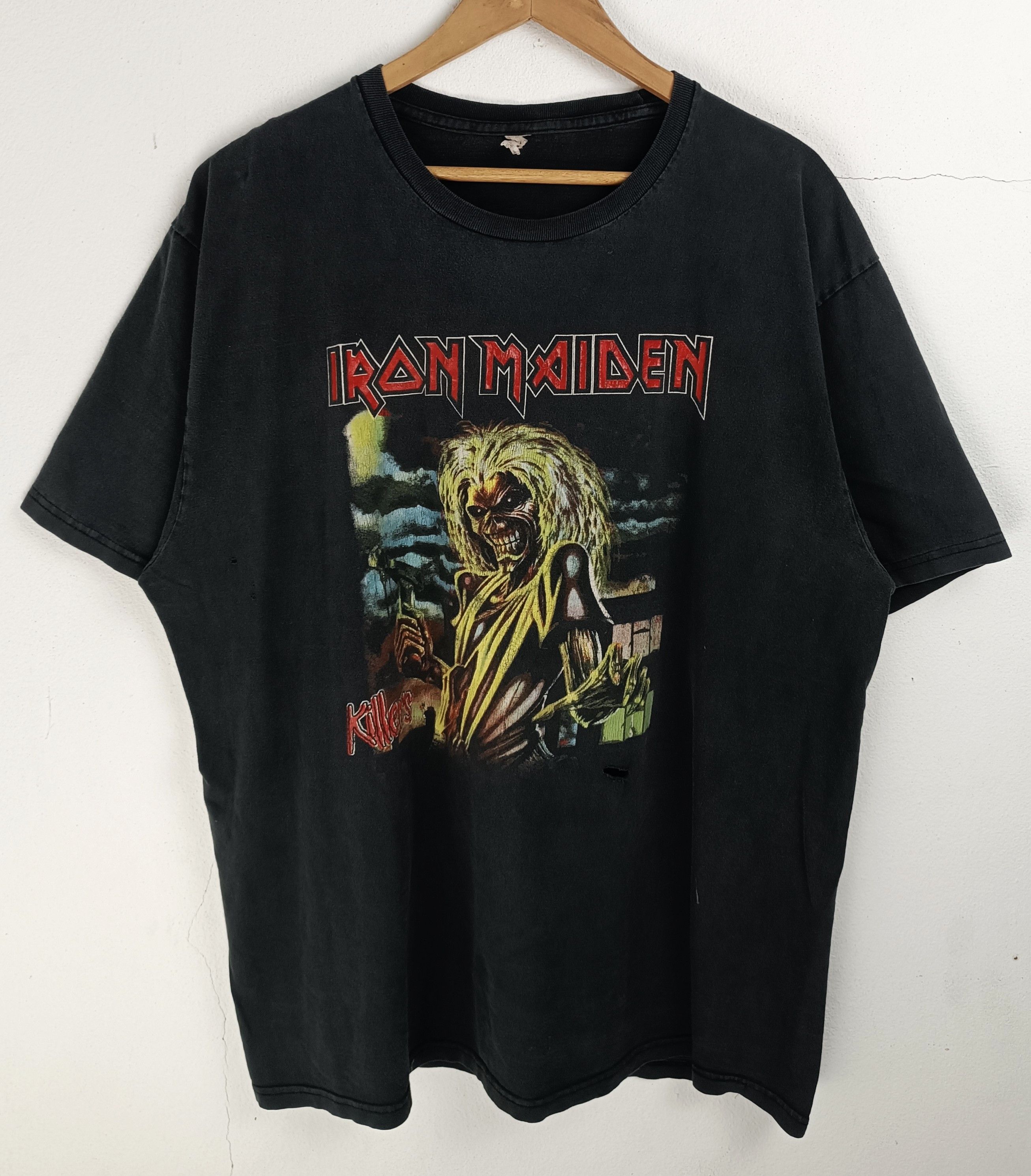 Band Tees THRASHED FADED VINTAGE IRON MAIDEN KILLERS METAL VERY RARE Size US XXL / EU 58 / 5 - 3 Thumbnail