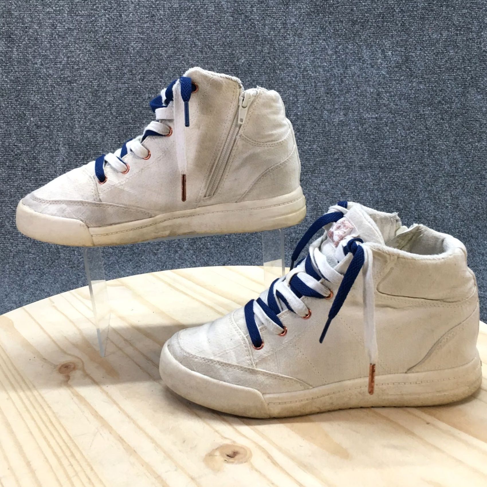 Vintage ROXY Camy U High Top Lace Up Sneakers White Fabric Womens 8 Shoe Sneakers Casual Walking ARJS600494 Size M / US 6-8 / IT 42-44 - 2 Thumbnail