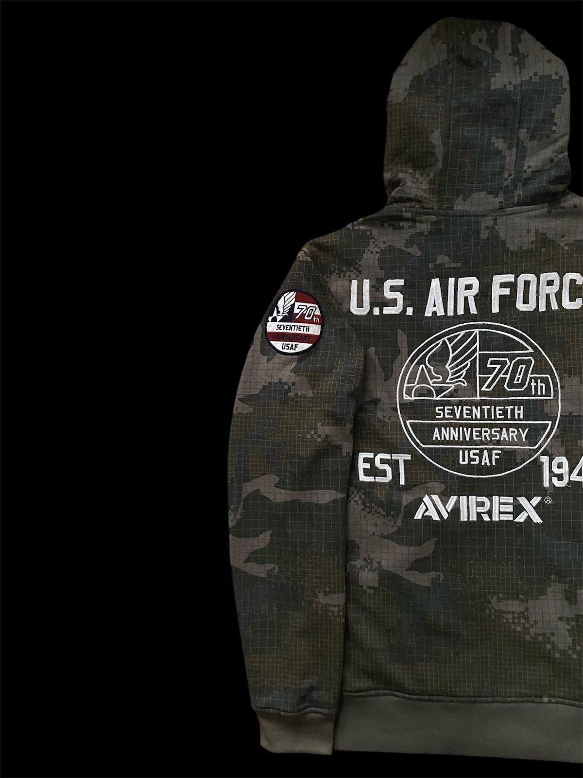 Avirex × Vintage AVIREX US AIR FORCE 70th Anniversary Zip Camo Hoodie Size US XL / EU 56 / 4 - 2 Thumbnail