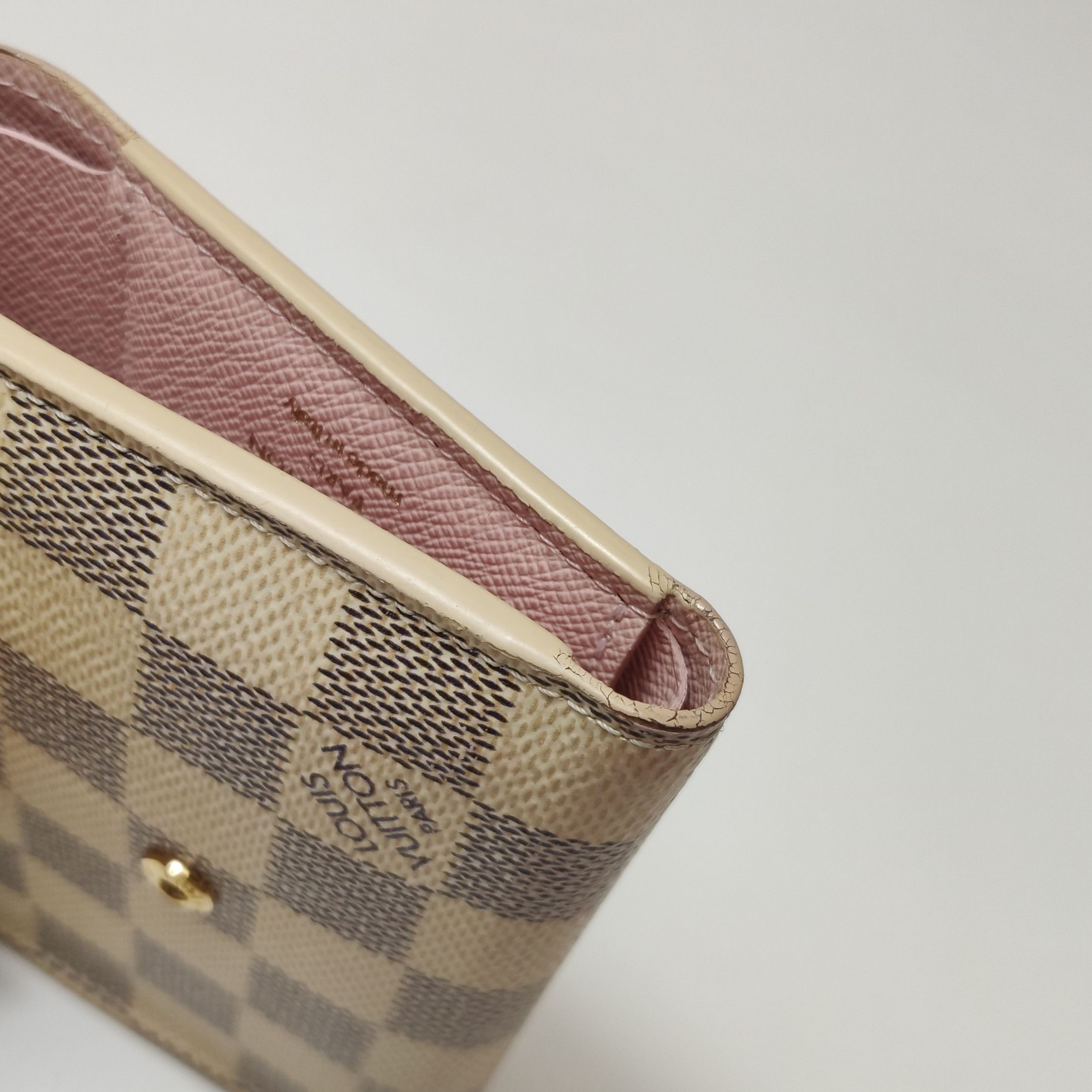 Louis Vuitton Louis Vuitton (LV) Victorine Checkerboard Snap Wallet -y250 Size ONE SIZE - 8 Thumbnail