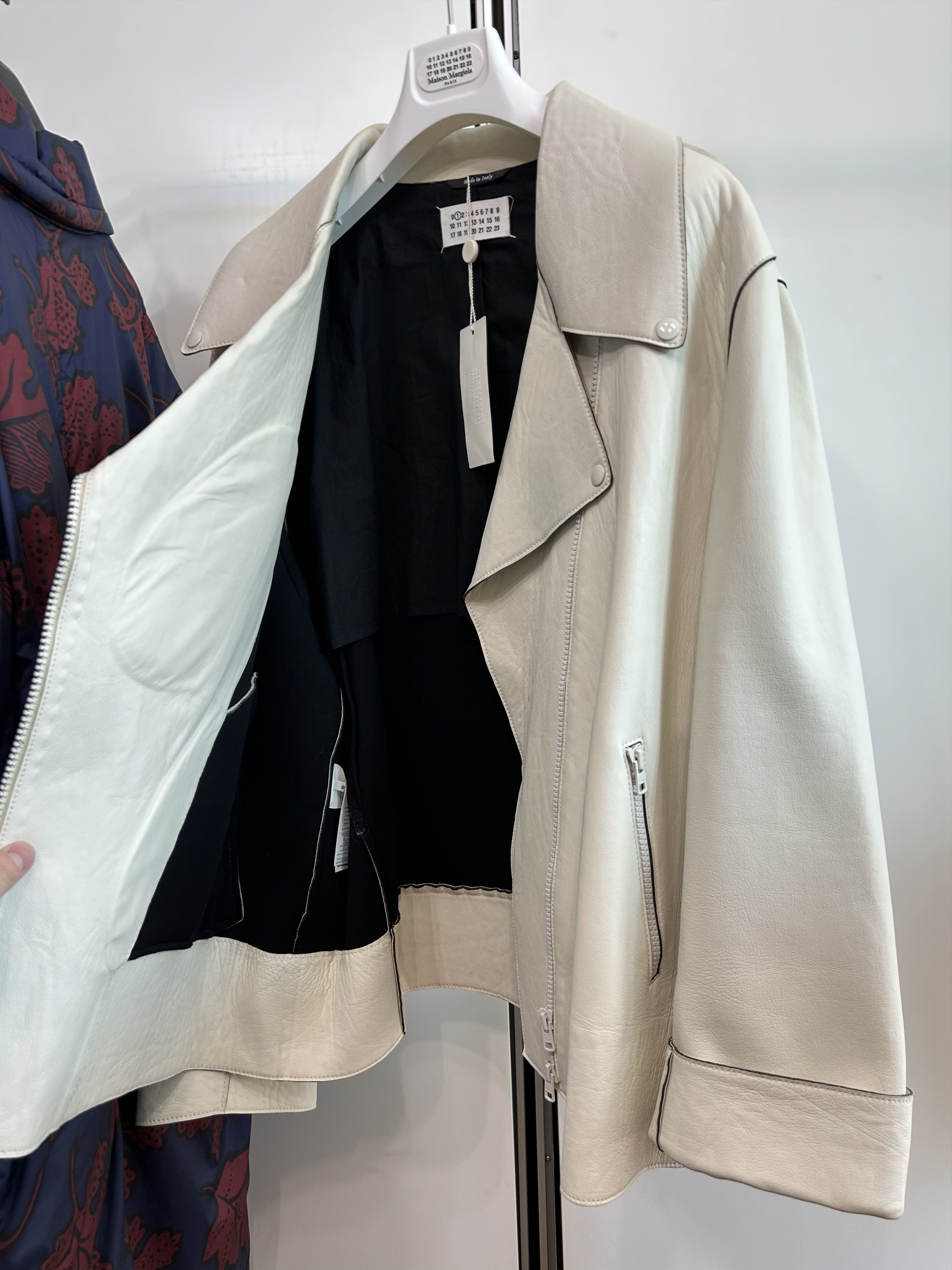 Maison Margiela MAISON MARGIELA White Leather Jacket (17FW) Size US M / EU 48-50 / 2 - 10 Thumbnail