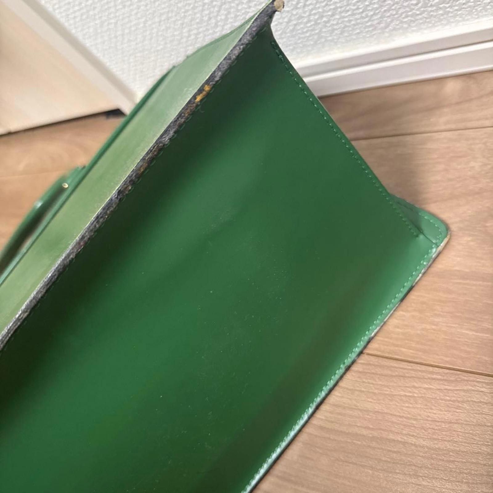 Louis Vuitton Louis Vuitton - Green Epi Leather Briefcase Bag Size ONE SIZE - 6 Thumbnail