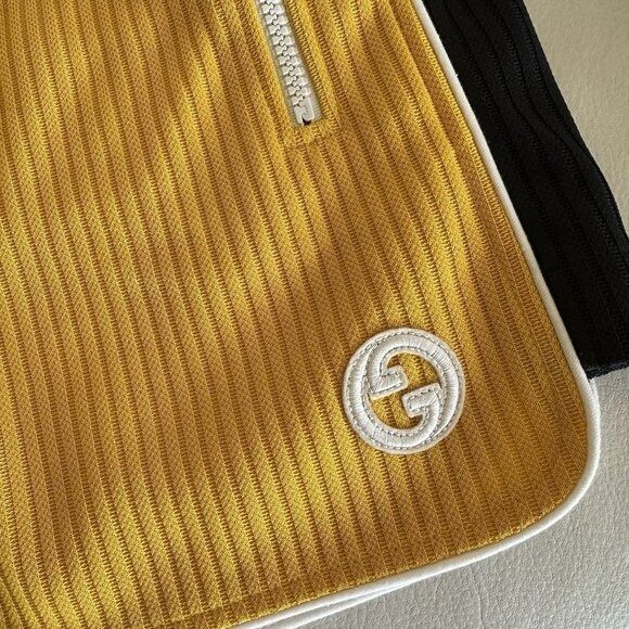 Gucci NWT GUCCI Skirt Yellow Size L 100% Authentic GG Logo Size 30" / US 8 / IT 44 - 5 Thumbnail