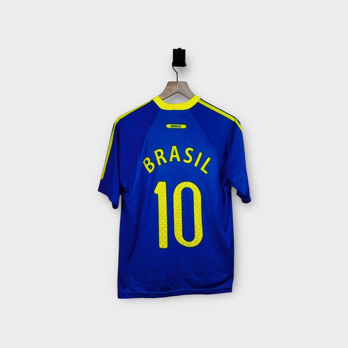 Vintage Vintage Brasil #10 Soccer Jersey Size US L / EU 52-54 / 3 - 1 Thumbnail