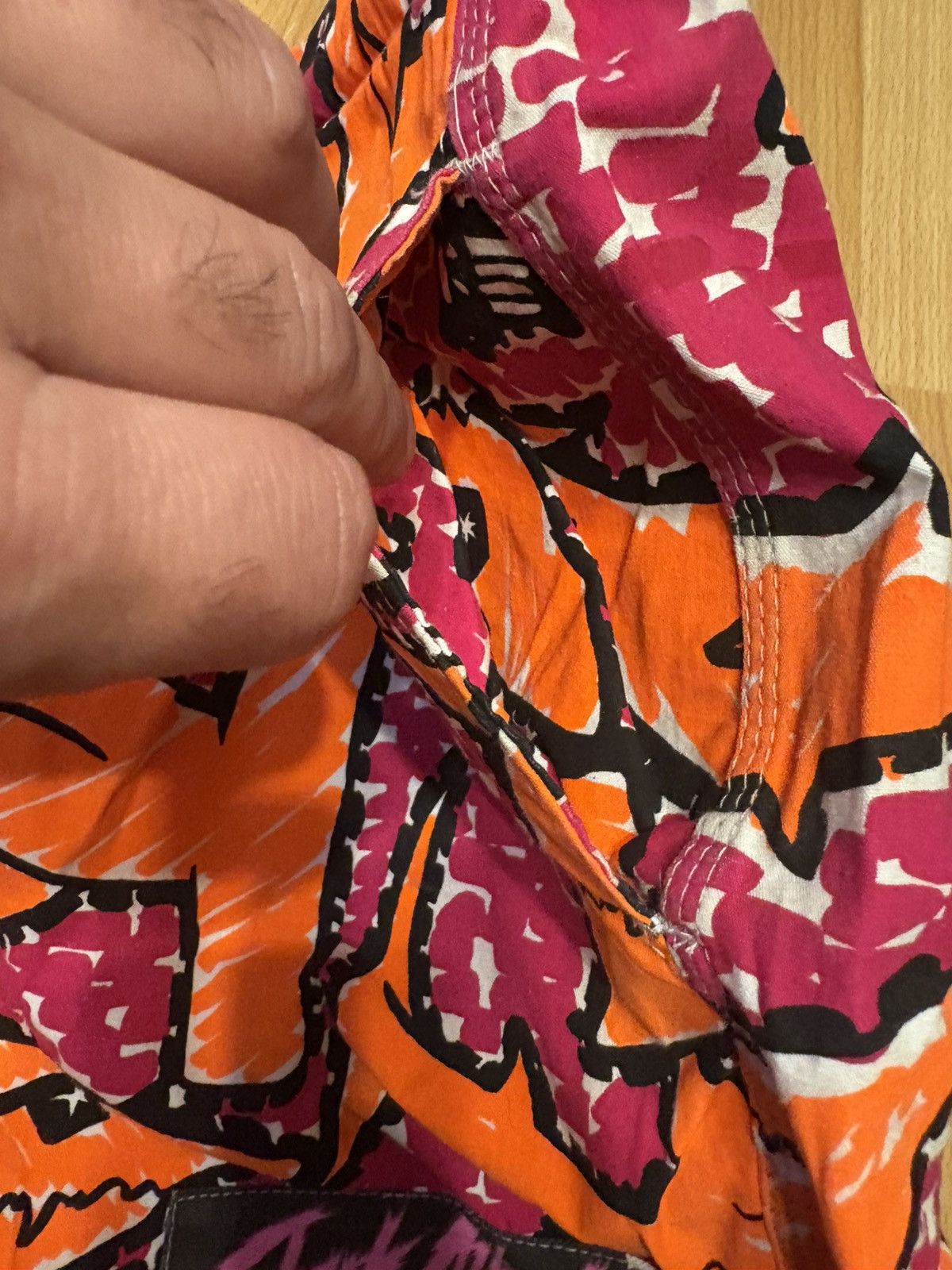 Vintage Vintage Danger Shark Attack Shorts 90’s Aussie Surf Wear Size US 32 / EU 48 - 7 Thumbnail