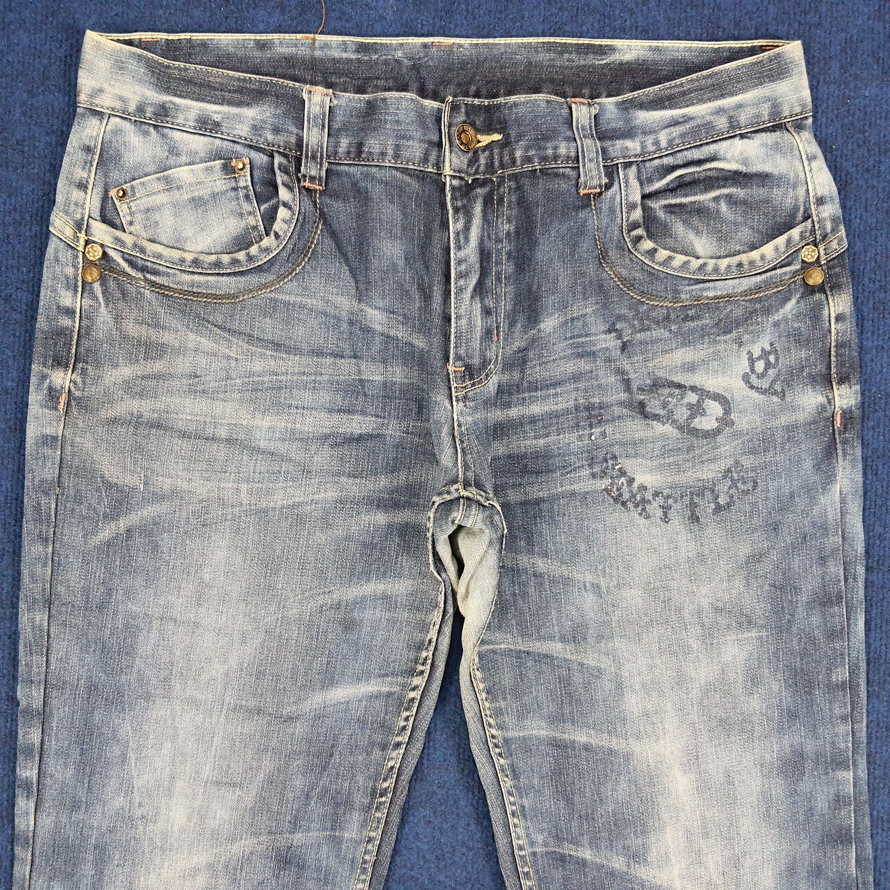 Designer × Ed Hardy × Vintage Vintage Ed Hardy Love Kills Slowly Embroidered Skull Jeans Size US 35 - 6 Thumbnail
