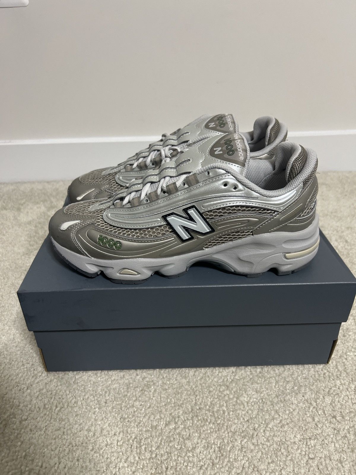 New Balance New Balance 1000 Brown/Grey Size US 9 / EU 42 - 3 Thumbnail