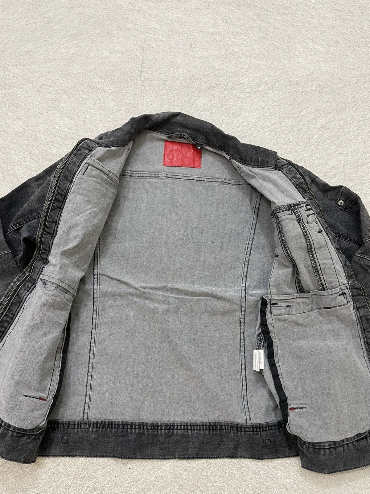 Japanese Brand 2000s Japan Black Denim Camo Jacket Multi Pocket Vkei Y2K Size US S / EU 44-46 / 1 - 5 Thumbnail