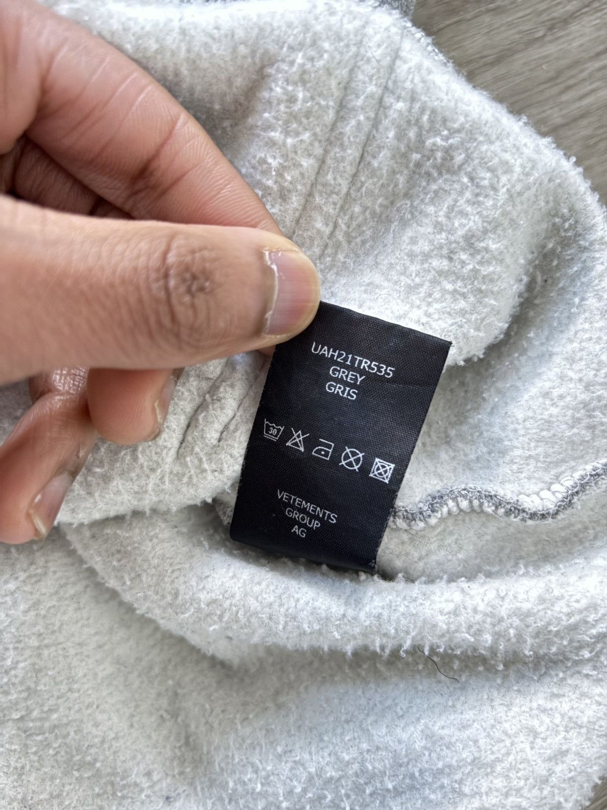 Vetements Vetements Logo Hoodie Size US XS / EU 42 / 0 - 9 Thumbnail