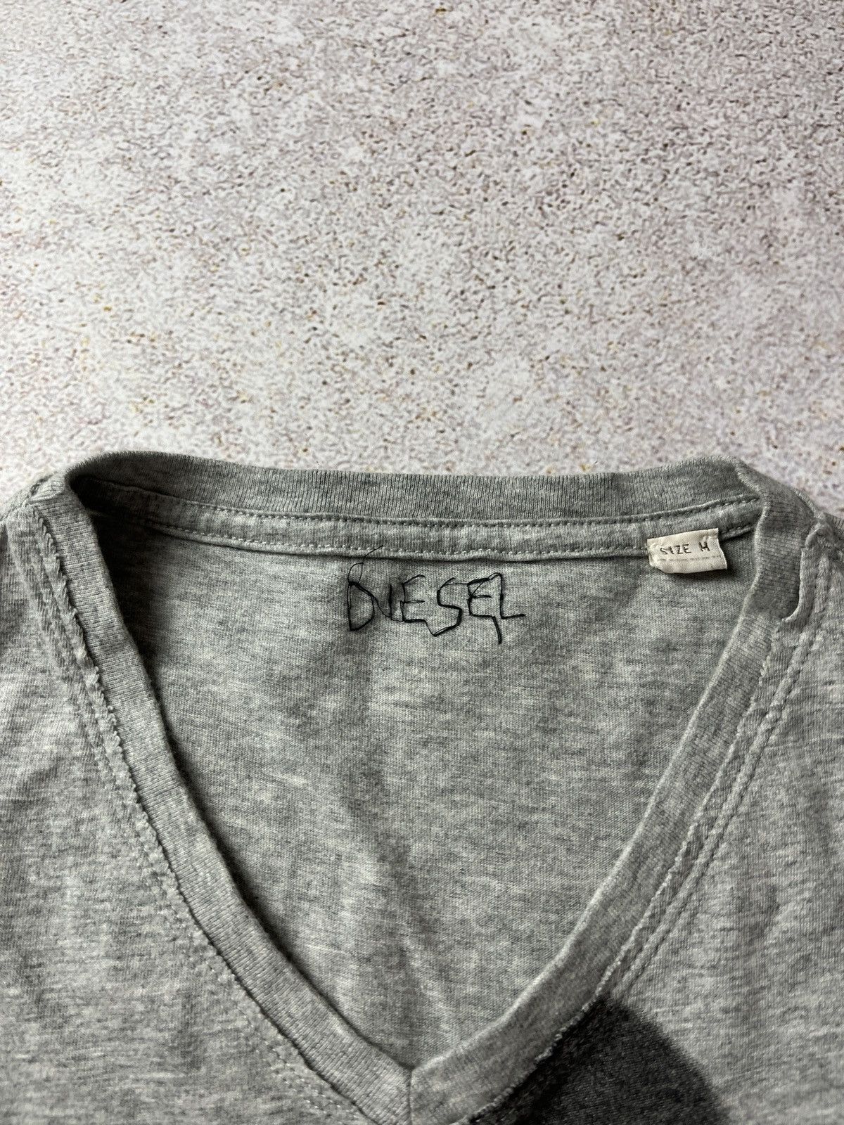 Diesel Vintage Diesel "Don't Get Lost In The Crowd" Opium T-Shirt Size US M / EU 48-50 / 2 - 7 Thumbnail