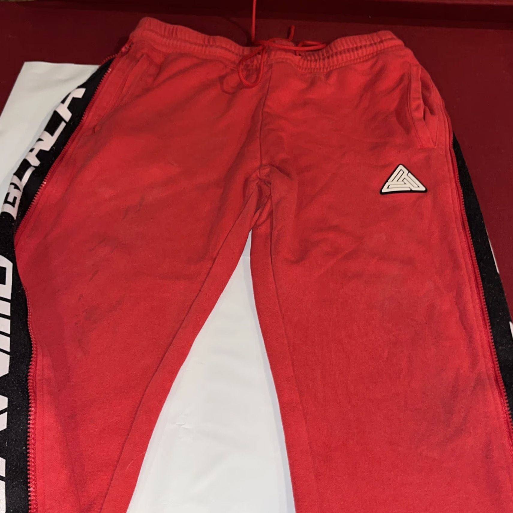 Black Pyramid VINTAGE Black Pyramid RED Baggy Sweatpants Black Side Spellout ZIP SIDES Mens Medium Y2K Size US 31 - 6 Thumbnail