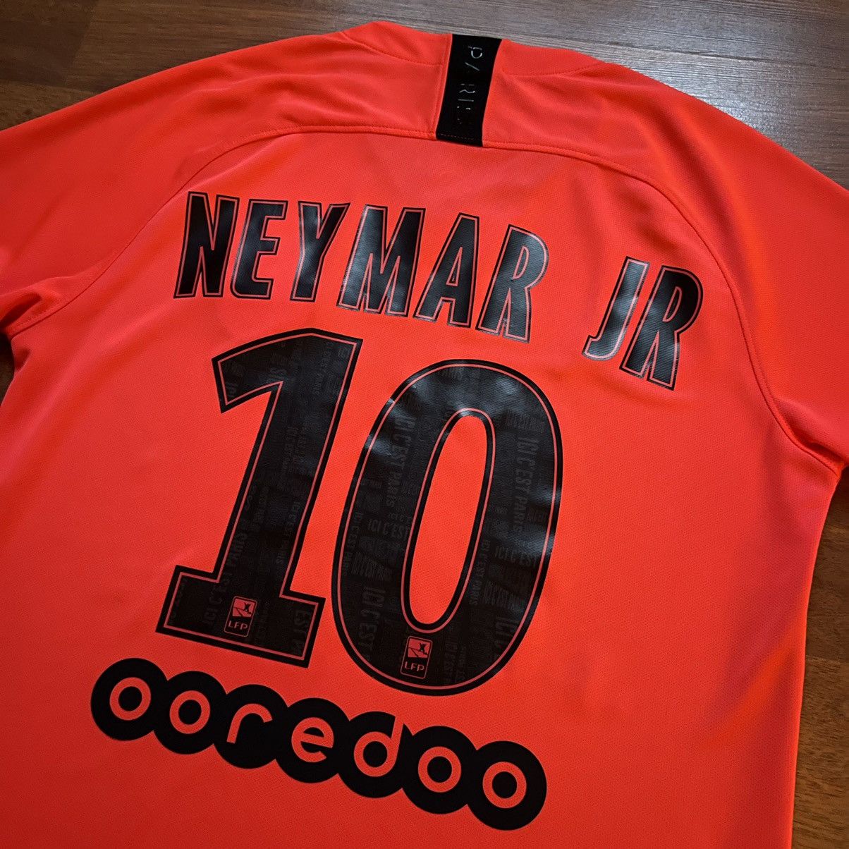 Jordan Brand × Nike PSG NIKE 2019/2020 FOOTBALL SOCCER AWAY JERSEY #10 NEYMAR Size US M / EU 48-50 / 2 - 9 Thumbnail
