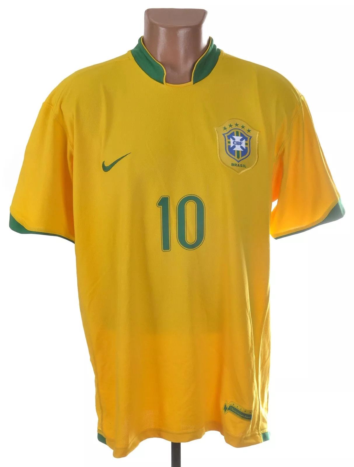 Nike BRAZIL 2006/2008 FOOTBALL SHIRT JERSEY NIKE XL RONALDINHO 10 Size US XL / EU 56 / 4 - 1 Thumbnail