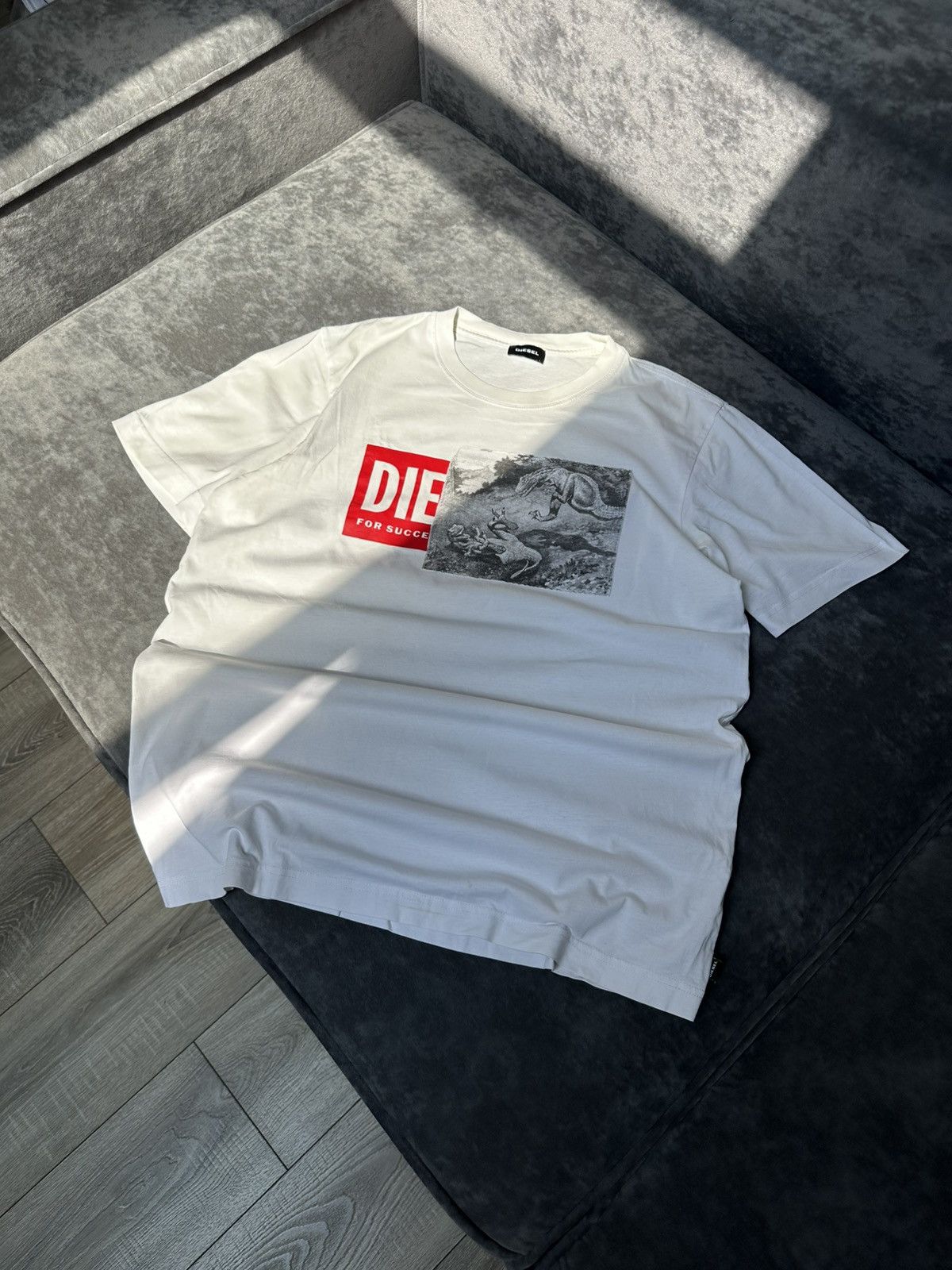 Diesel Y2K Vintage Diesel Tee Shirt Archive Hype Size US L / EU 52-54 / 3 - 1 Thumbnail