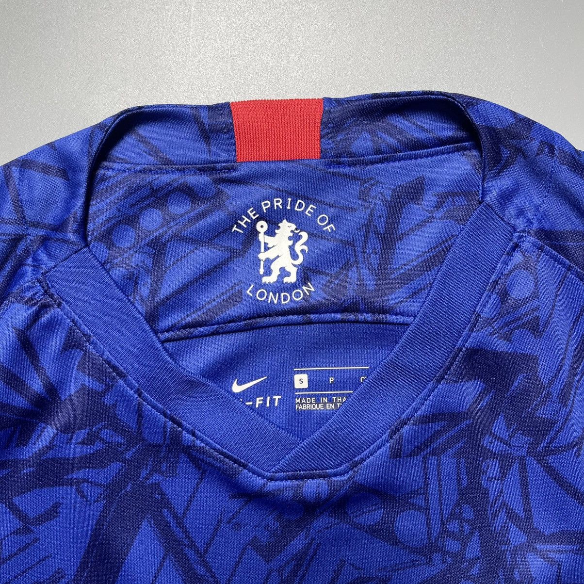 Nike CHELSEA NIKE 2019/2020 FOOTBALL HOME JERSEY #10 HAZARD Size US S / EU 44-46 / 1 - 5 Thumbnail