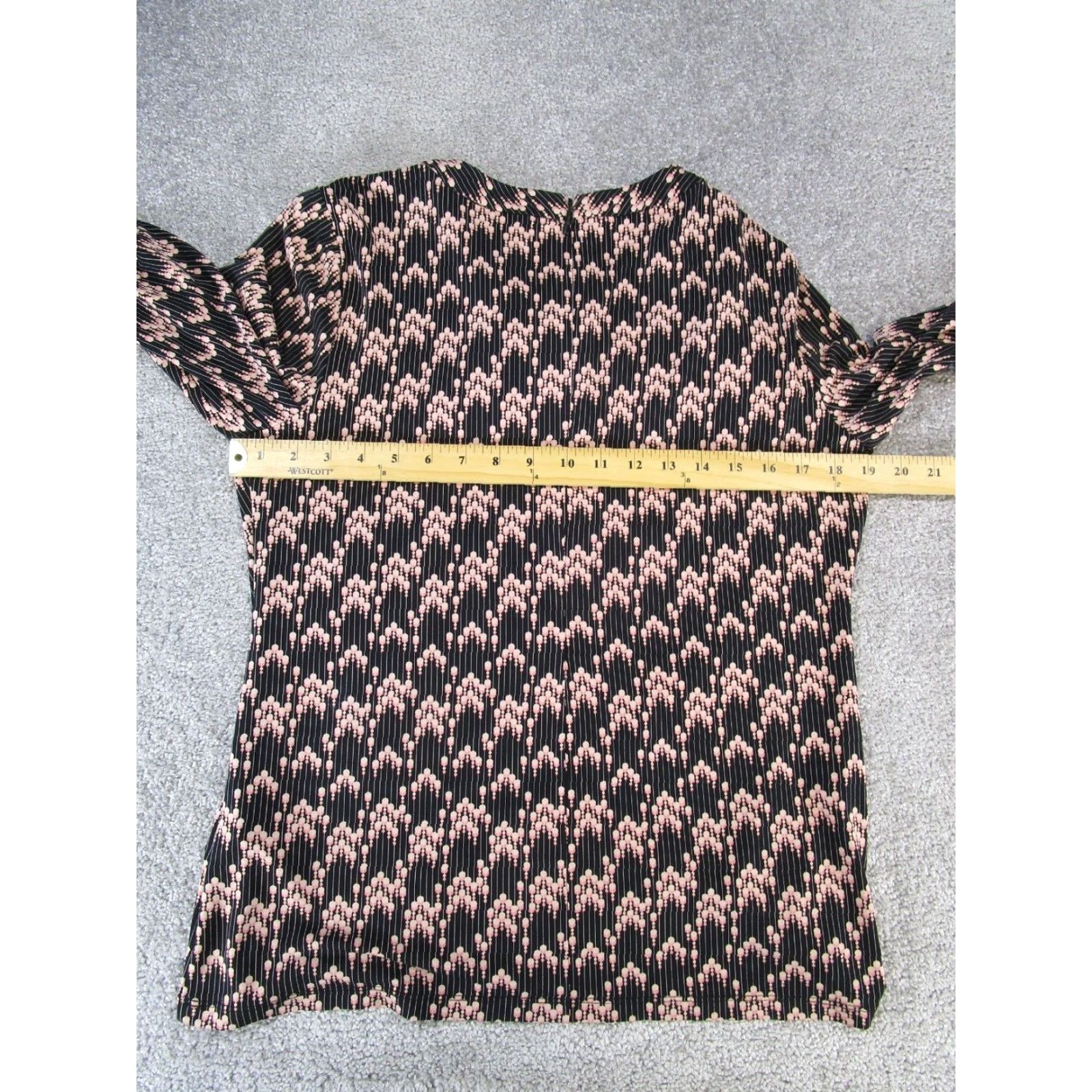 Karl Lagerfeld Karl Lagerfeld Shirt Womens Medium Black Pink Geometric Long Sleeve Round Neck Zip Blouse Size M / US 6-8 / IT 42-44 - 5 Thumbnail