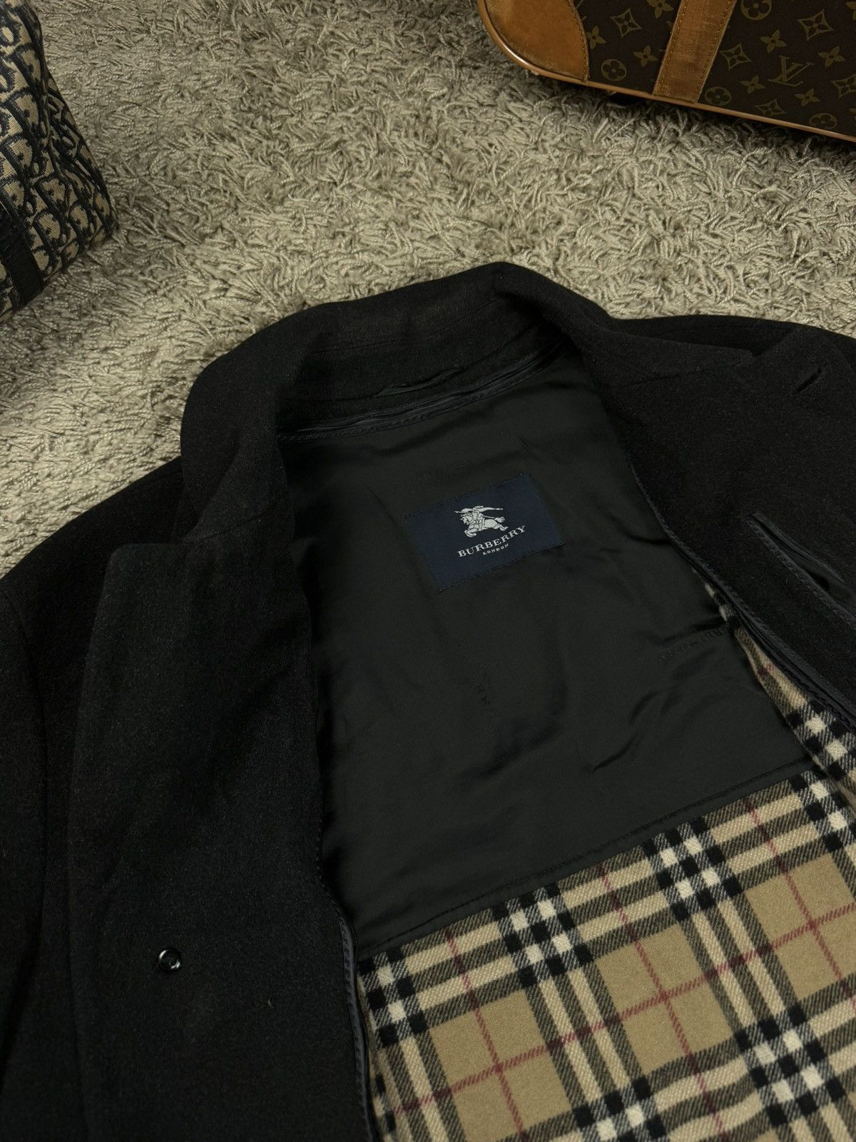 Burberry Cashmere coat Burberry Nova Check original luxury item Size US L / EU 52-54 / 3 - 4 Thumbnail