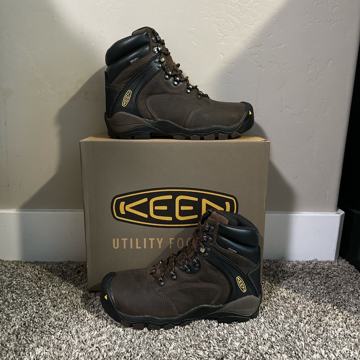 KEEN Louisville 6” WP Boots – Men’s Size 10.5 Size US 10.5 / EU 43-44 - 1 Thumbnail