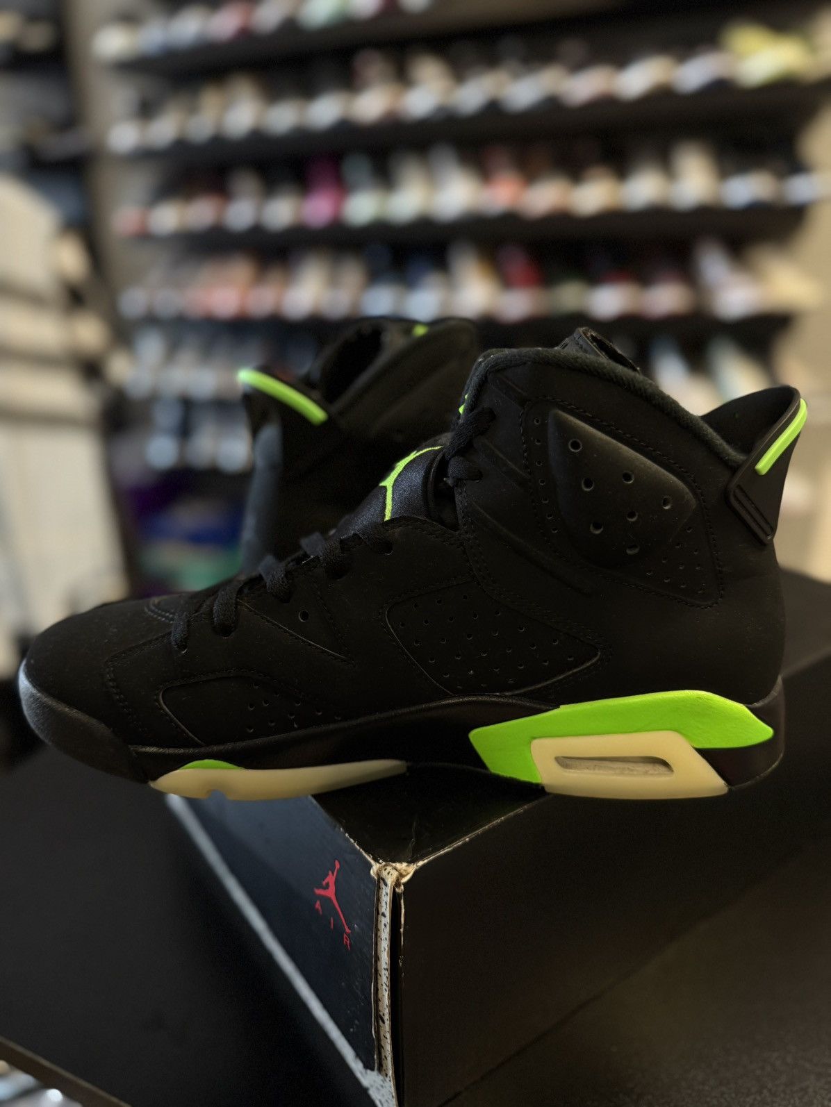 Jordan Brand × Nike Jordan 6 Electric Green Size 11.5 Clean Condition 🧼 Size US 11.5 / EU 44-45 - 3 Thumbnail
