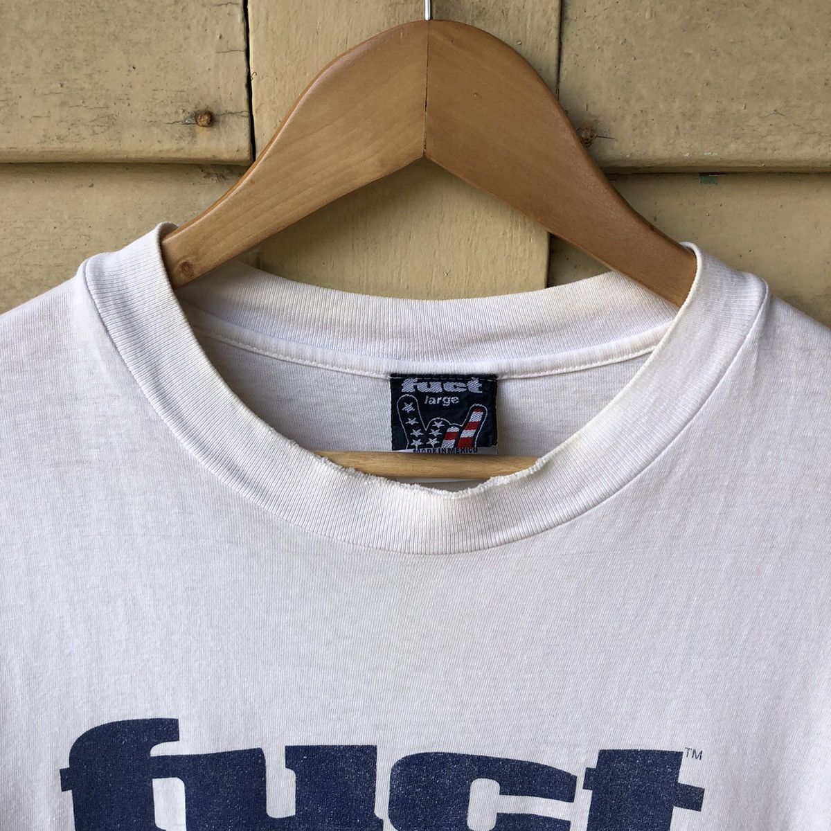 Champion 🔥Distressed🔥 Vintage FUCT x Champion Tshirt Size US L / EU 52-54 / 3 - 4 Thumbnail