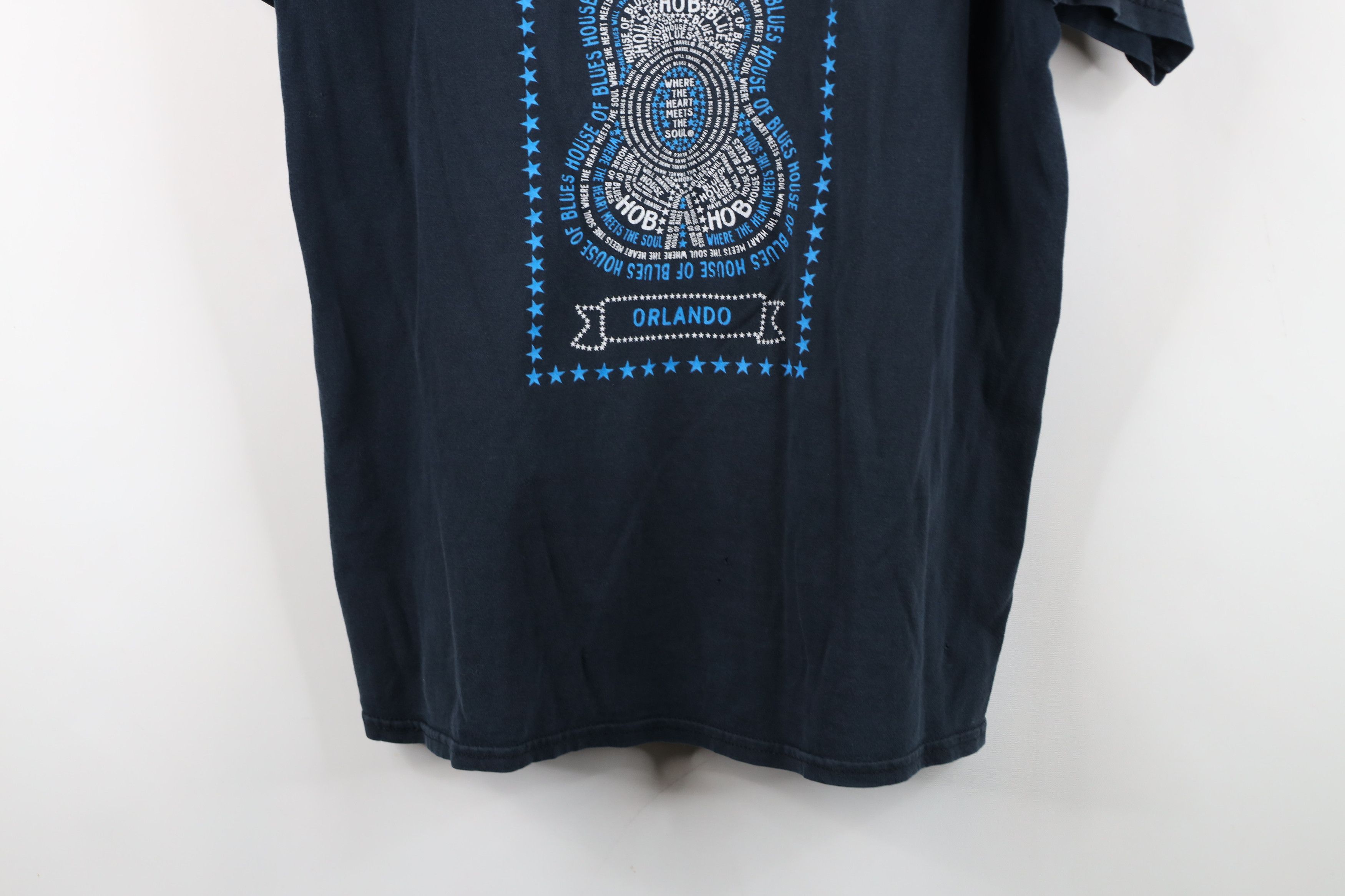 Vintage Vtg Y2K House of Blues Orlando Guitar Fire Heart T-Shirt Size US M / EU 48-50 / 2 - 15 Thumbnail
