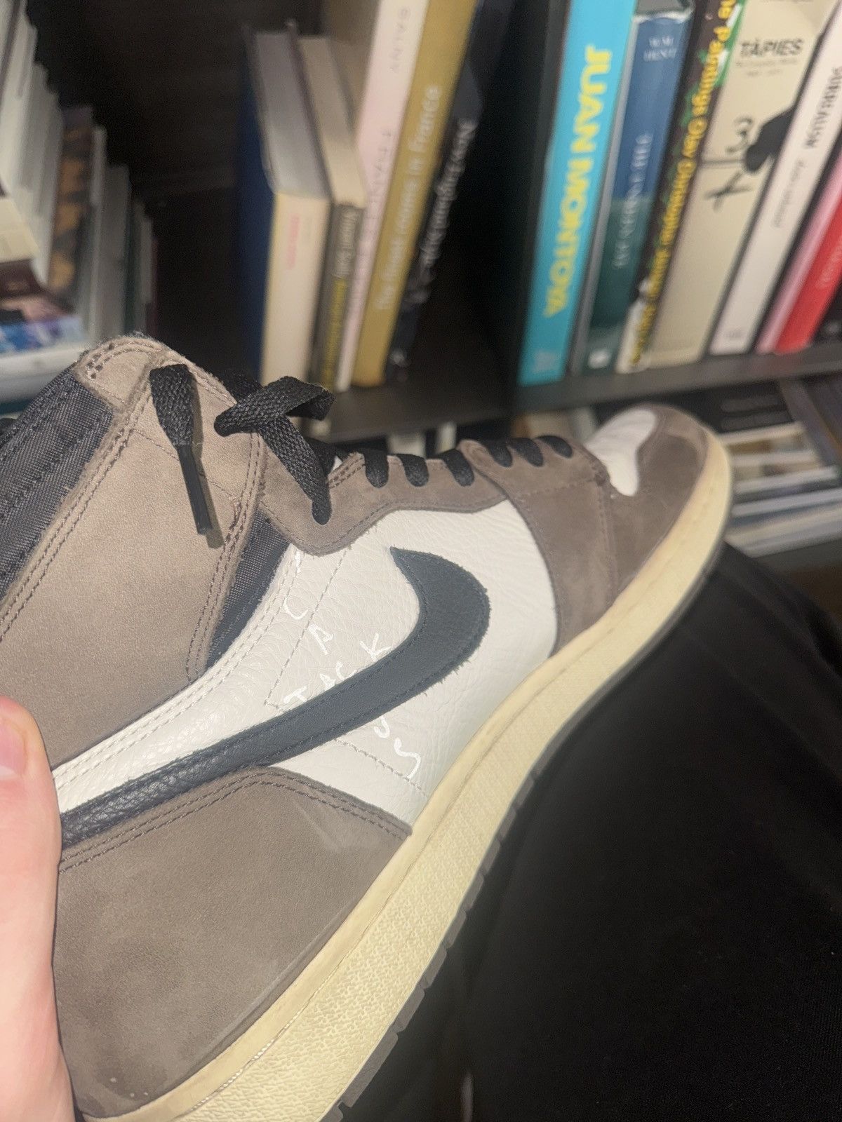 Nike × Travis Scott Jordan 1 Retro High OG SP Travis Scott Size US 14 / EU 47 - 6 Thumbnail