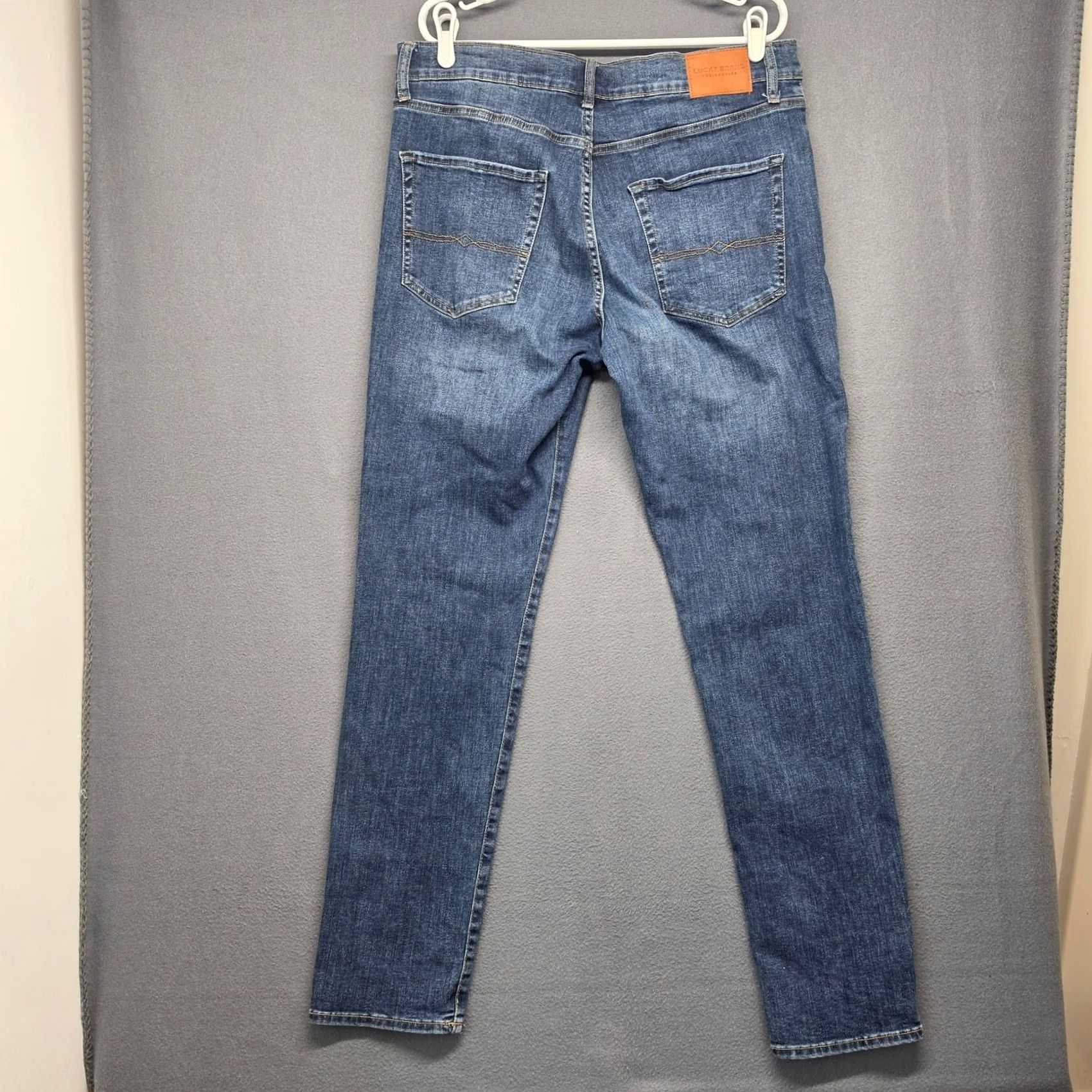 Lucky Brand Lucky Brand Jeans 412 Athletic Slim Mens 36x34 Blue Stretch Denim 5-Pocket Regular Waist Zip Green? Size US 36 / EU 52 - 2 Thumbnail